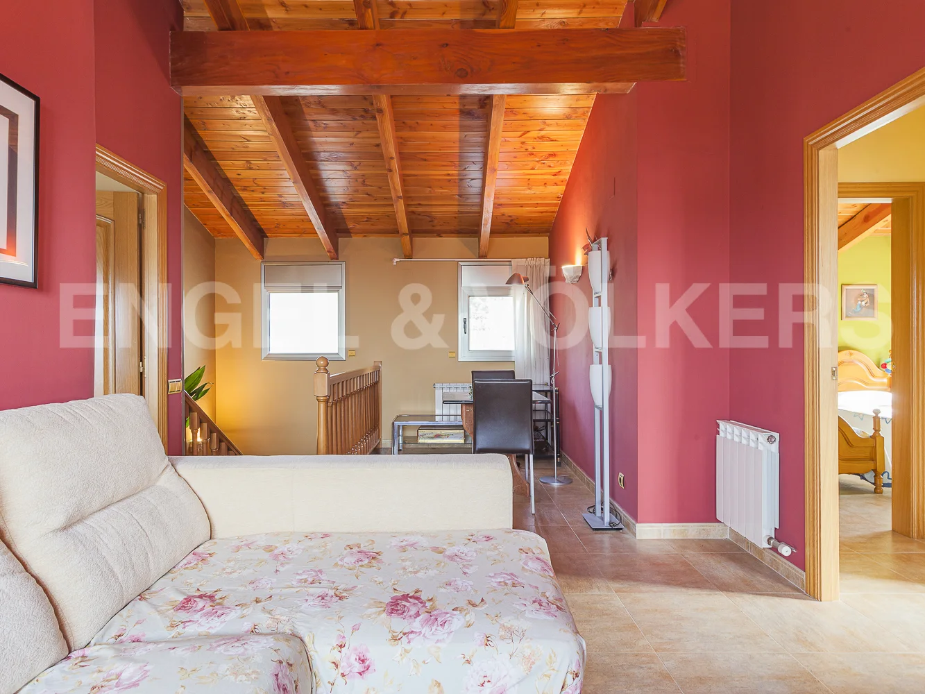 Detached house with open views in L'Ametlla
