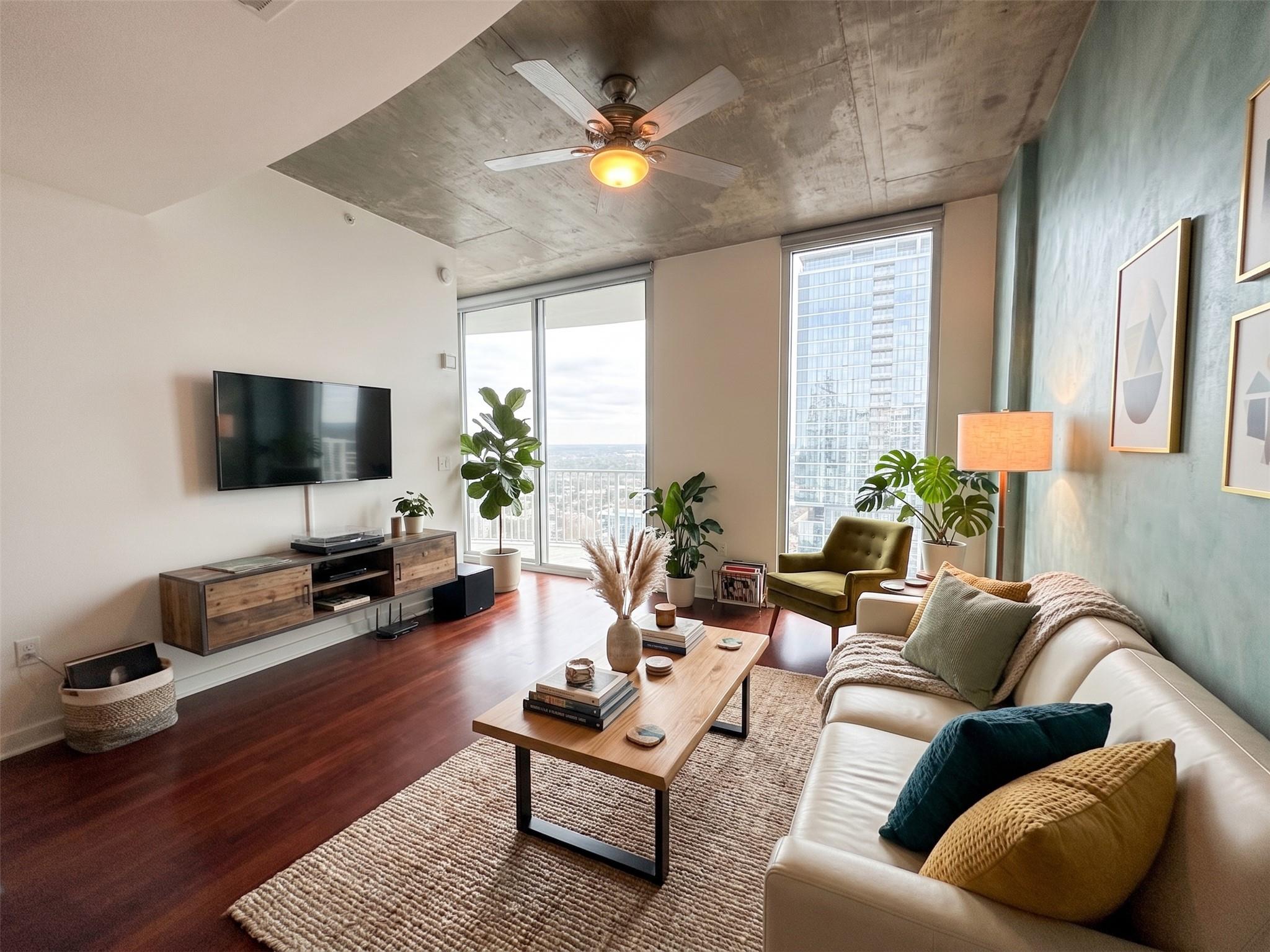 Stunning 40th-Floor Views in Downtown Austin