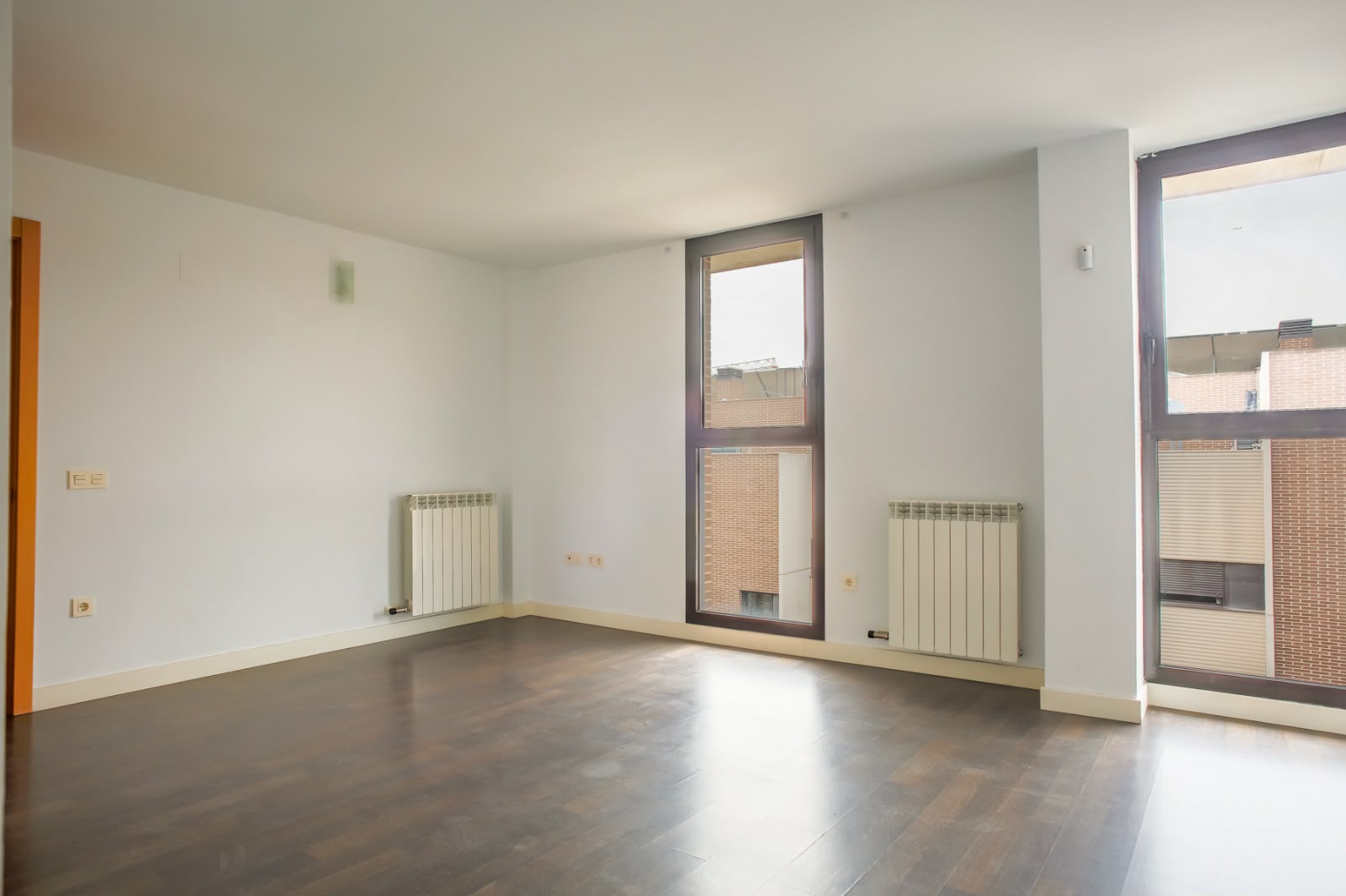 Live above it all: penthouse with large terrace in Soto de Henares