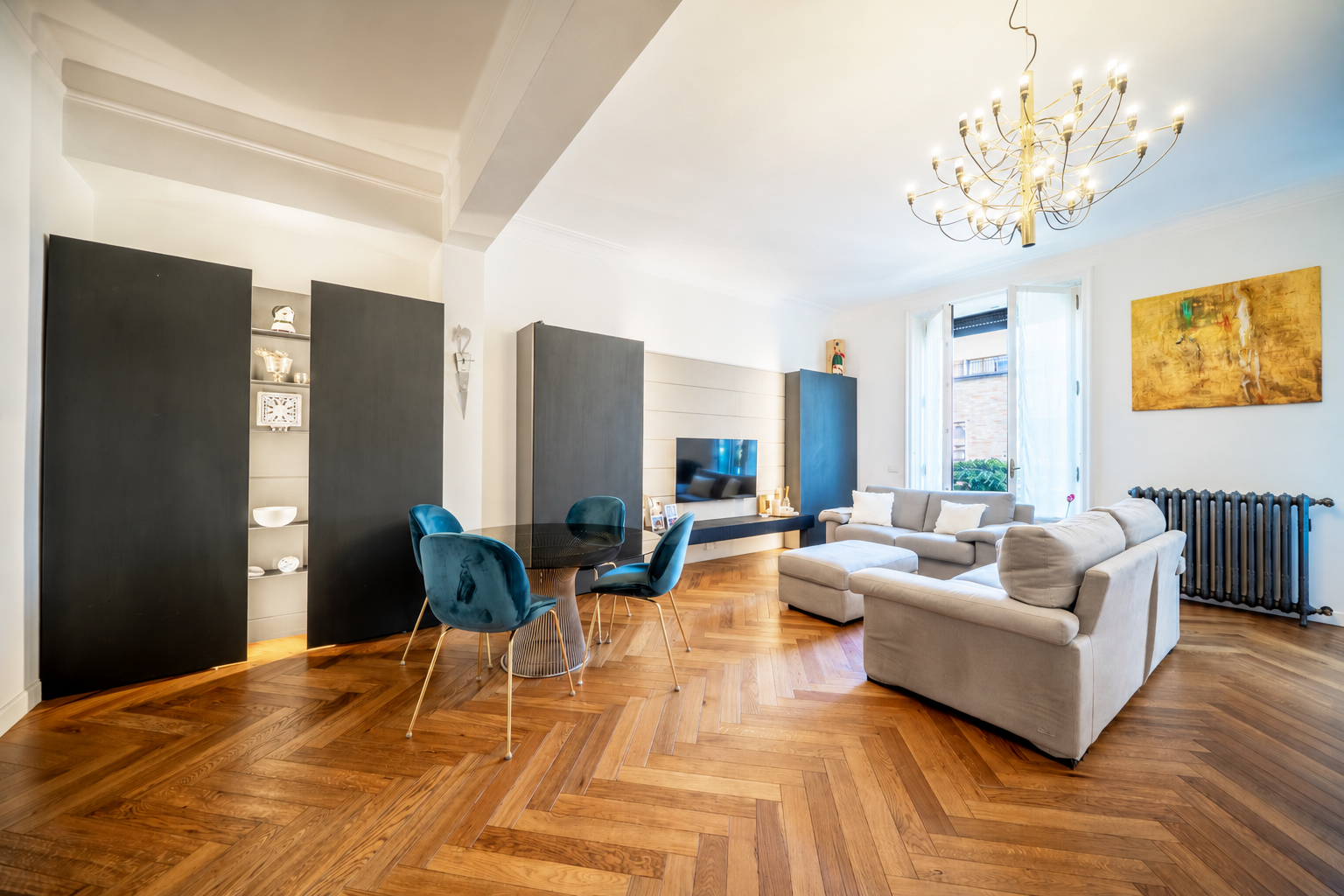Period apartment with designer decor