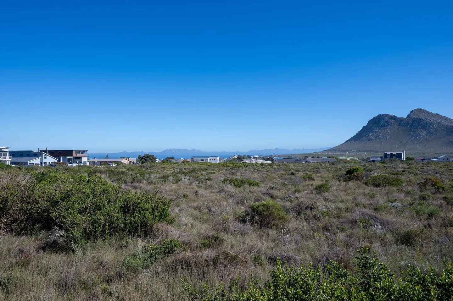 Level and dry 2 227sqm stand