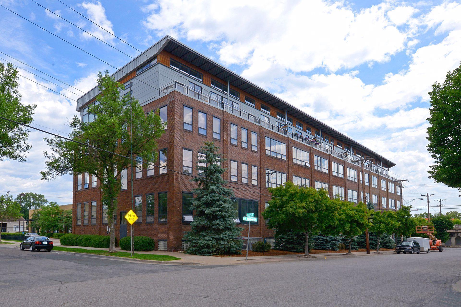 Discover penthouse sophistication in Logan Park's creative heart