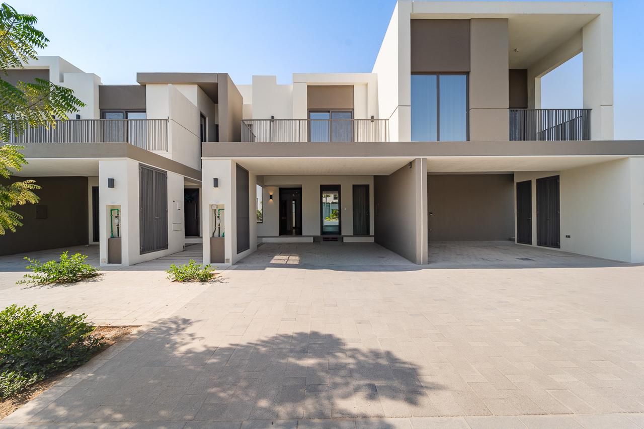 Exclusive |  | Close to Amenities | Genuine Listing |