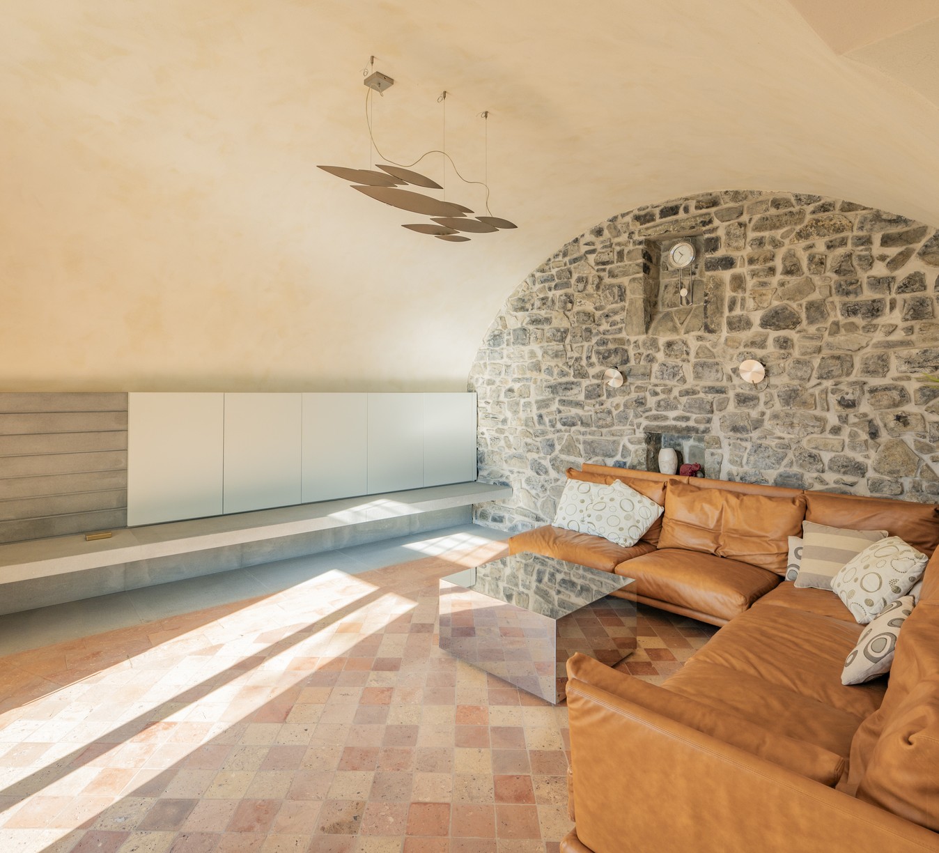 Villa pied dans l'eau nella Baia del Silenzio: charme e riservatezza in una location esclusiva