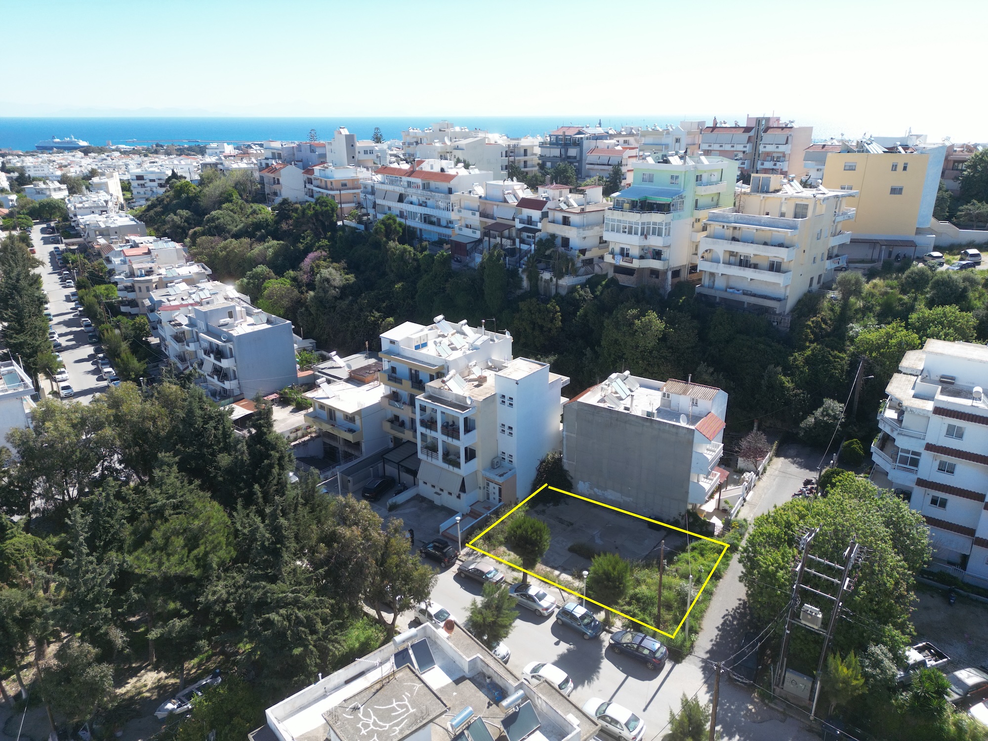 Plot suitable for construction on the outskirts of Rhodes town