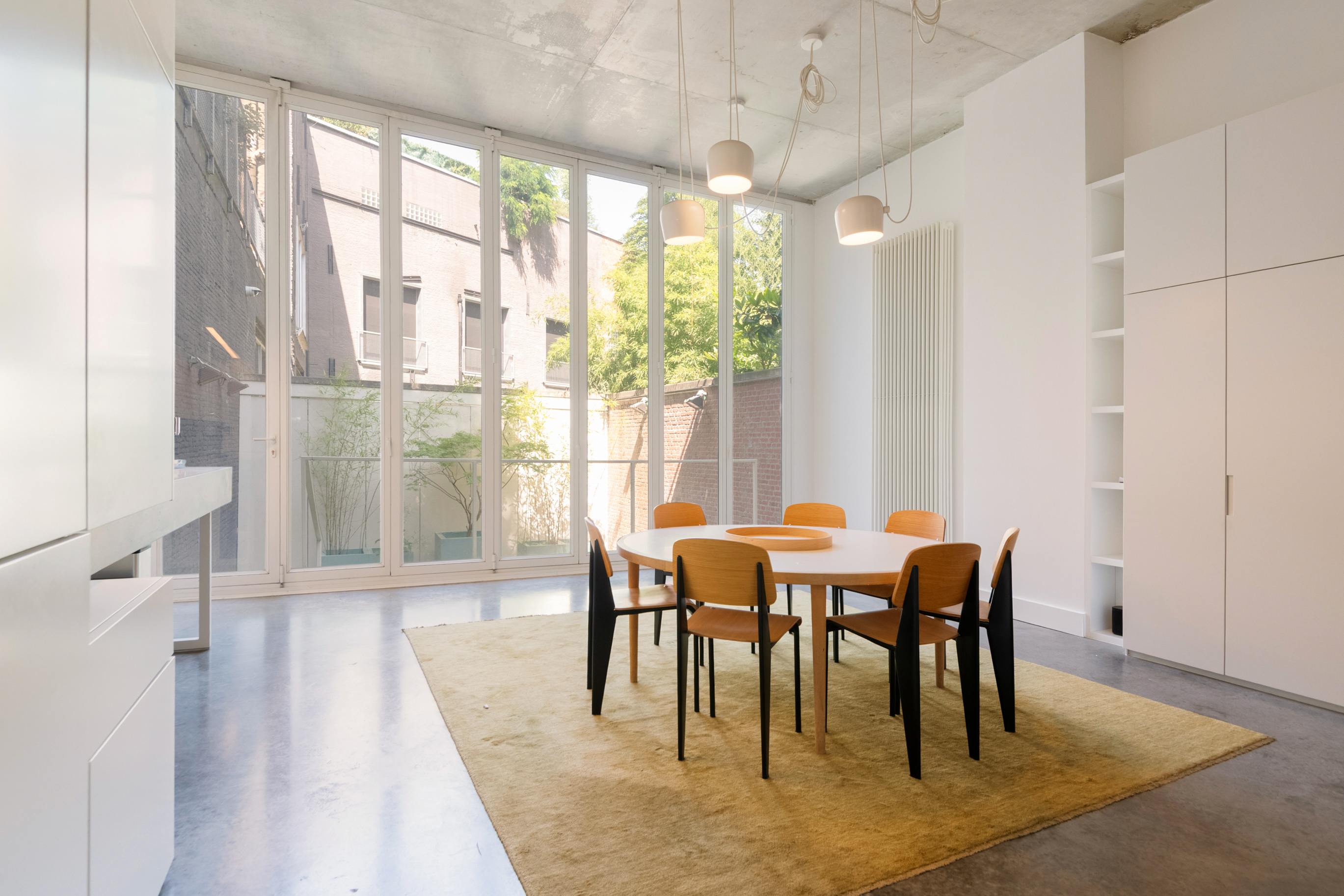 Art Nouveau gem with live-work possibilities