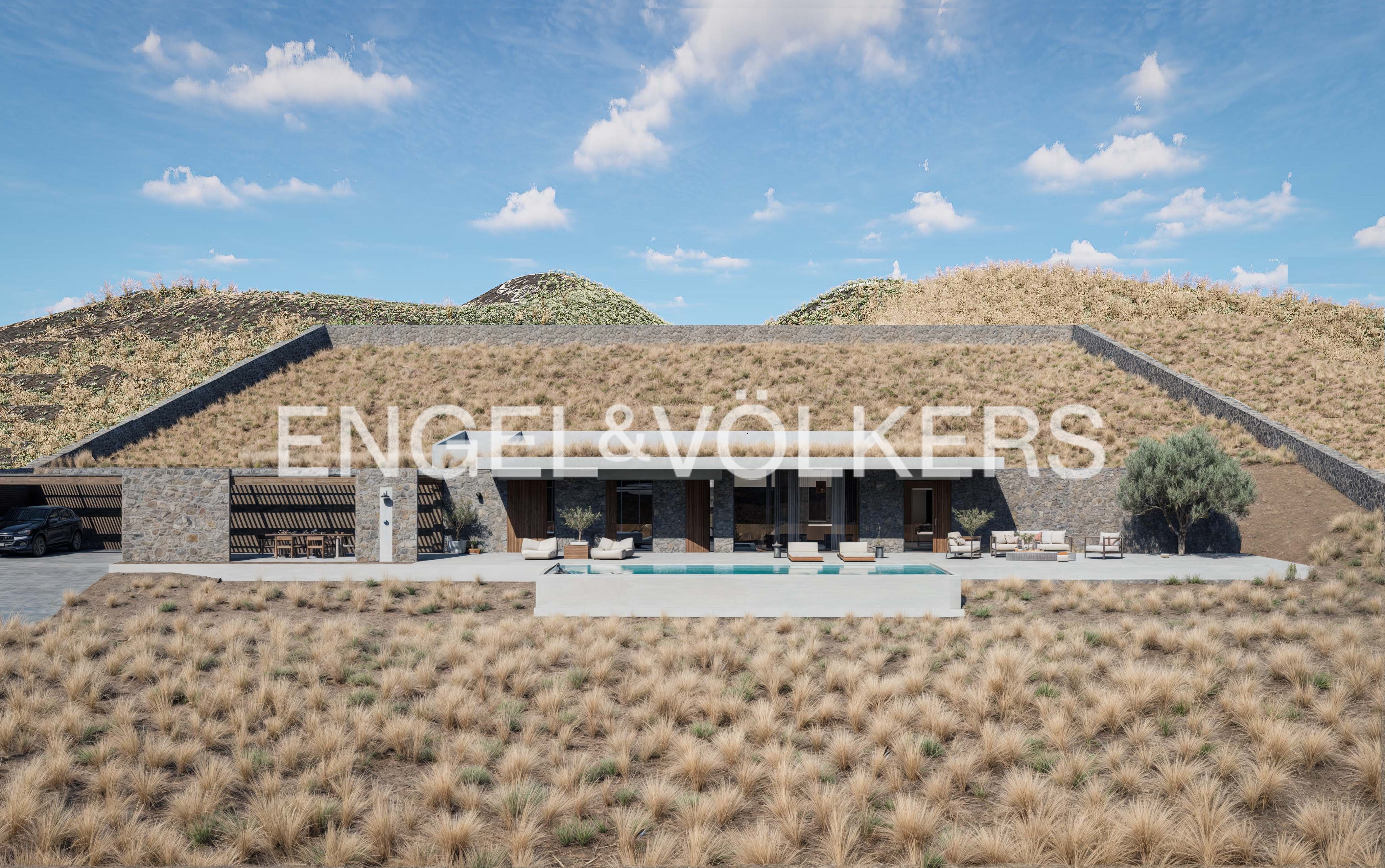 Unique cave house with outstanding views next to Hora