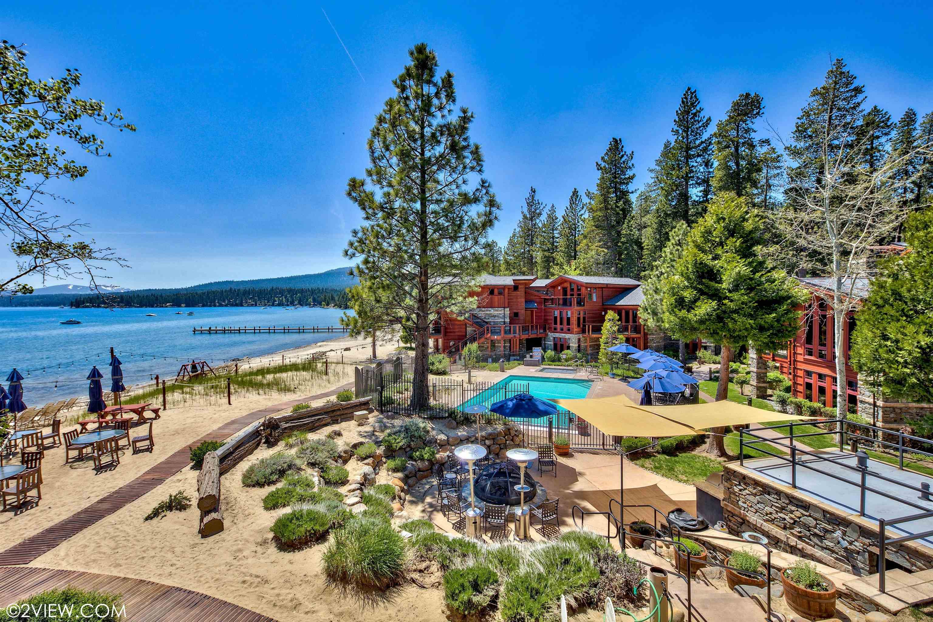 Spectacular Views of Lake Tahoe with Quick Access