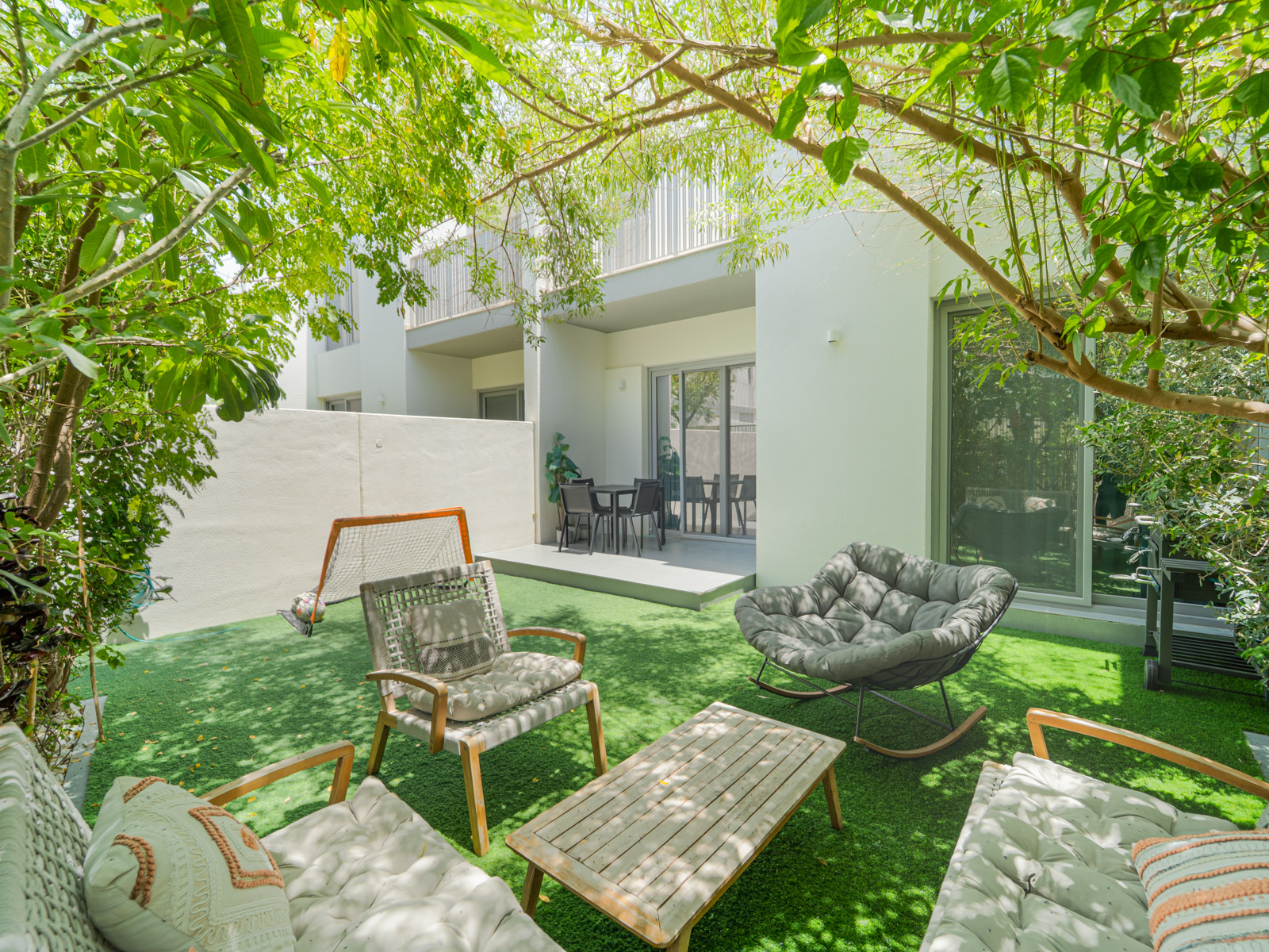 Rare Large Plot| Quiet Location|Vacant on Transfer