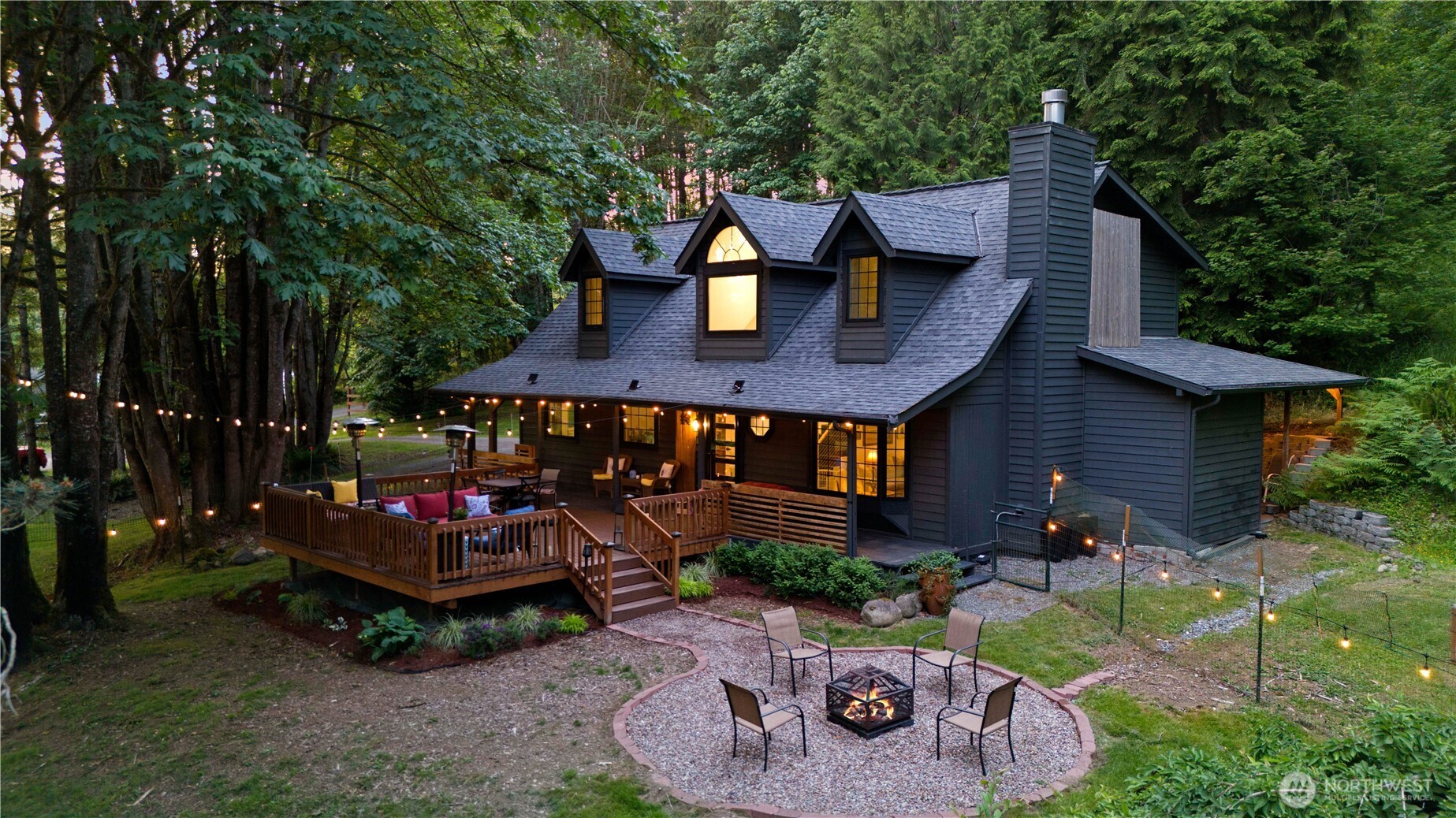Private Carnation Retreat on 1.2 Scenic Acres
