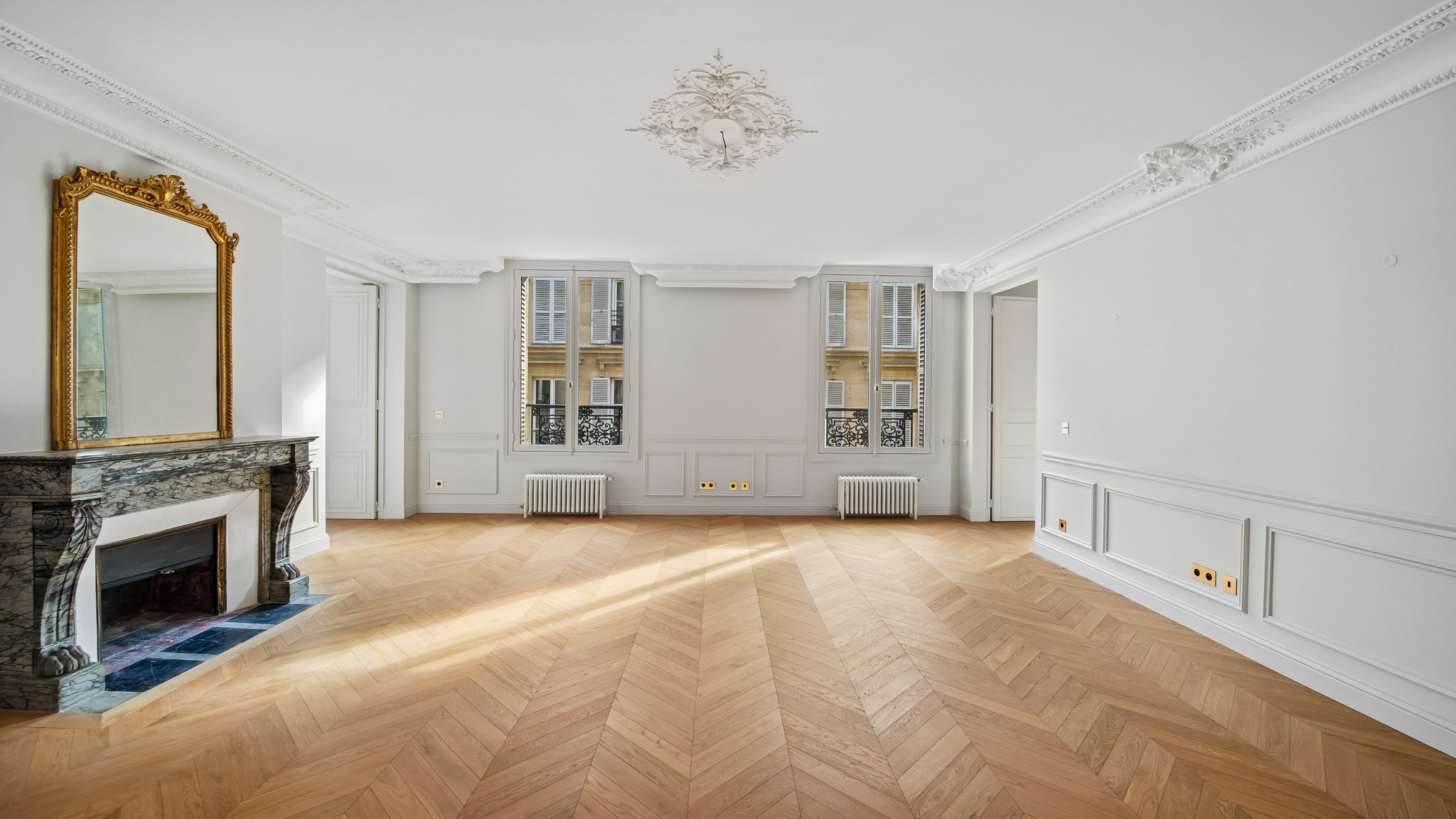 Madeleine - Turnkey - 4 bedrooms - Dual-aspect