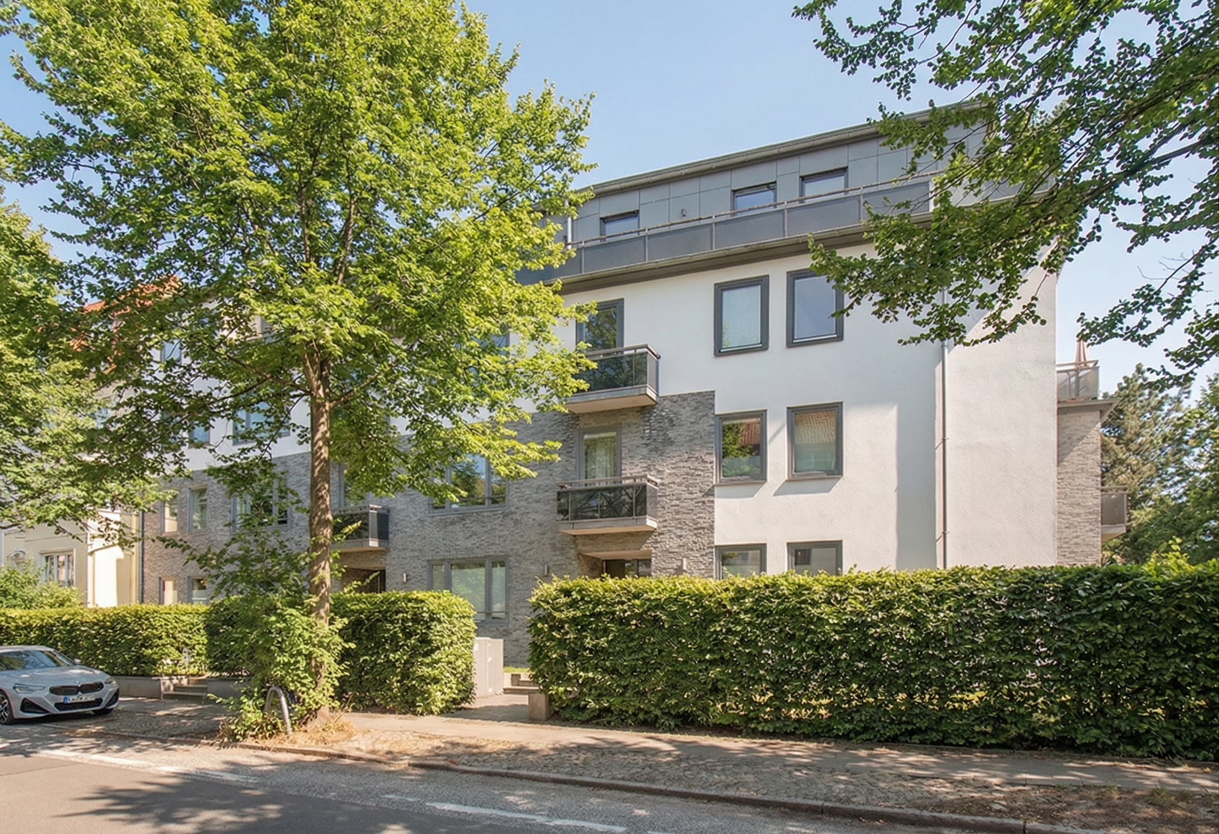 Wohnen in Adresslage: Ihr komfortabler Rückzugsort mit Garten. [KI-modifiziert]