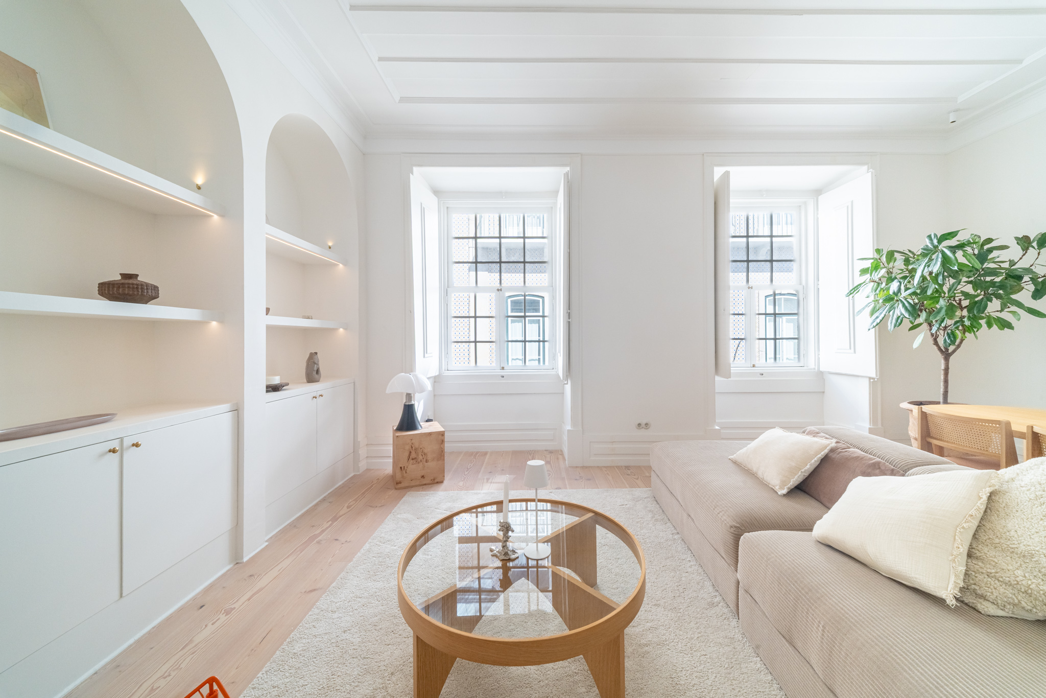 Elegantes  2 Schlafzimmer Apartment mit Traumhaftem Blick über den Tejo