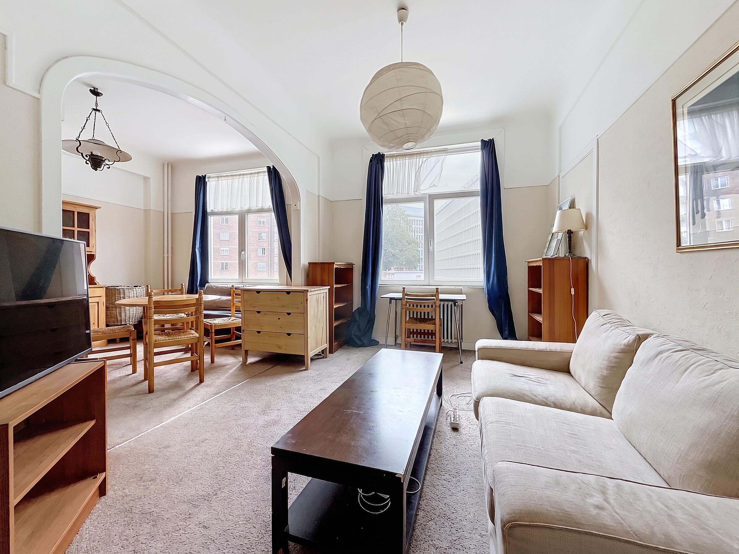Appartement 1 chambre idéalement située à coté du Cinquantenaire [Modifié par IA]