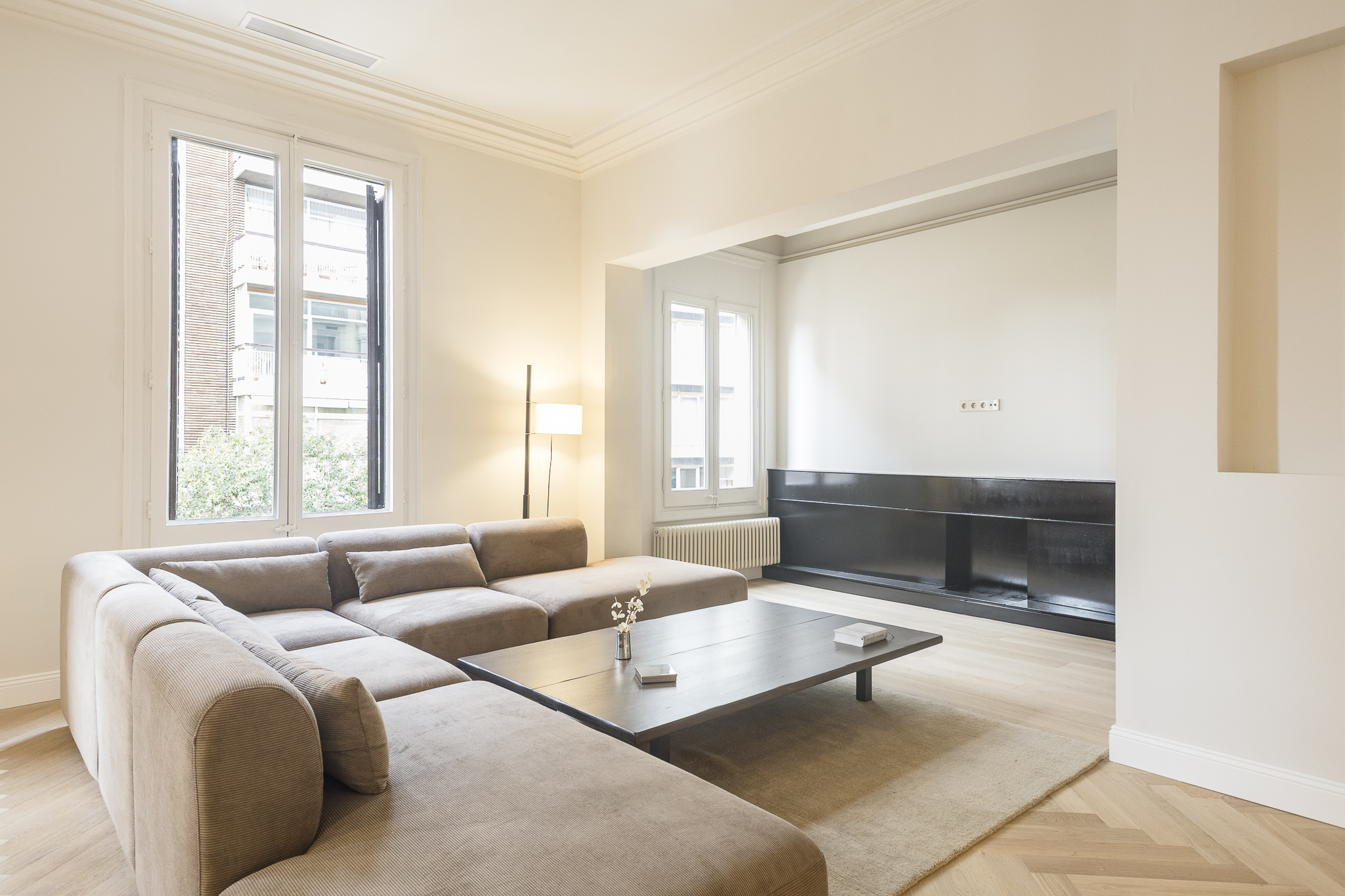 Elegant brand-new apartment on Muntaner Street