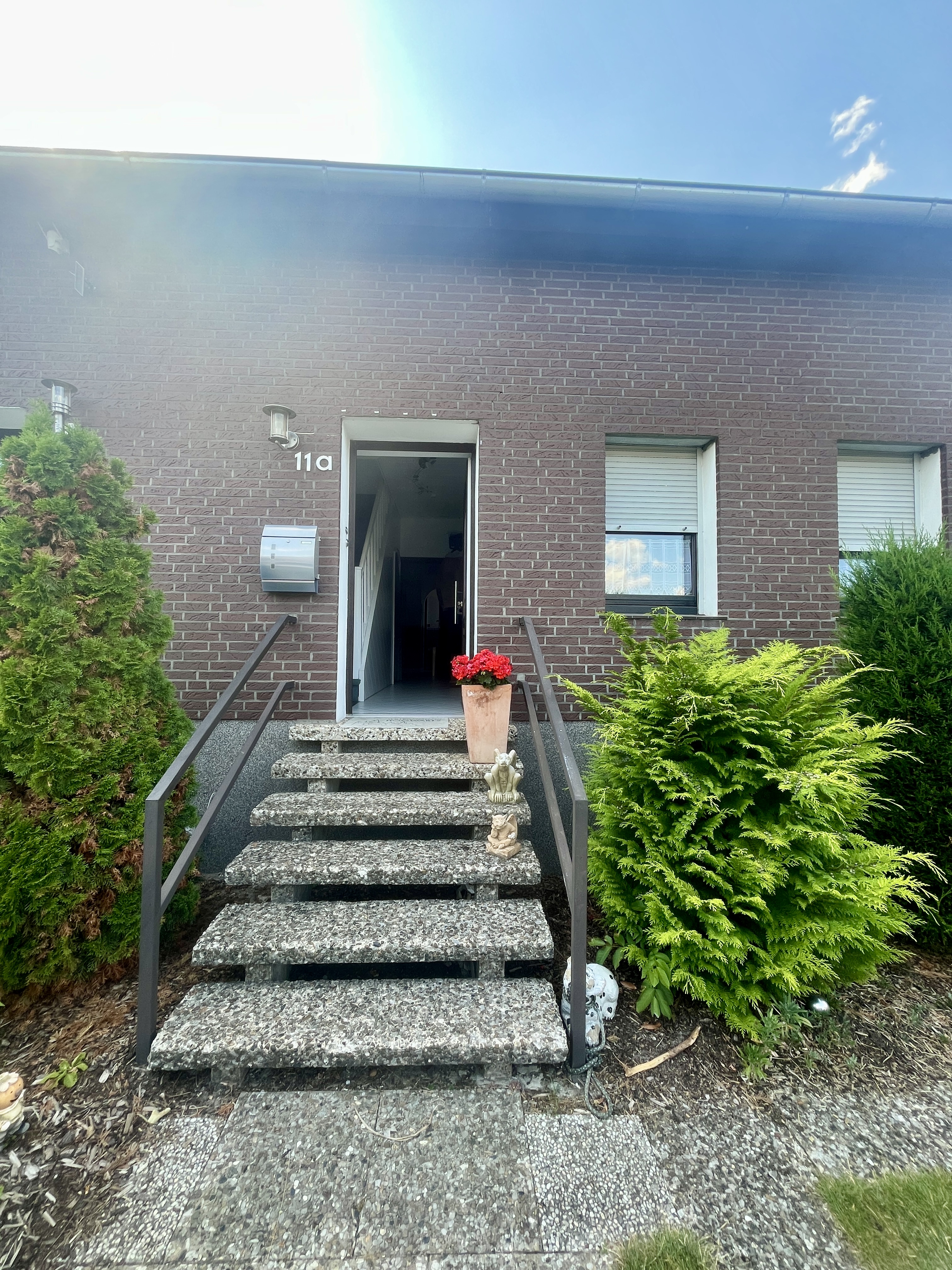 Charmante Doppelhaushälfte mit traumhaften Garten in Eversburg