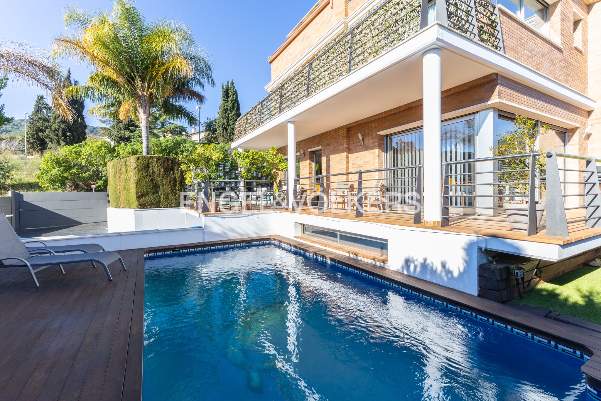 Impressive semi-detached house with tourist licence in Vilassar de Dalt