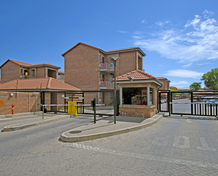 MODERN 2-BEDROOM APARTMENTS | NO BOND OR TRANSFER COSTS!