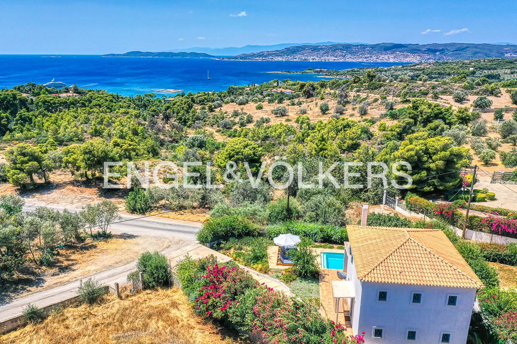 Βίλα Ivy με Πισίνα & Μαγική Θέα στο Πόρτο Χέλι