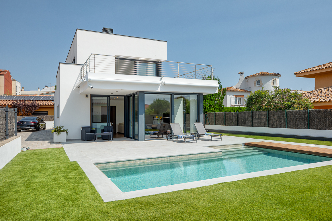 Exclusiva casa contemporánea en L'Escala