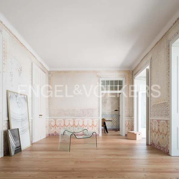 Charming 4 room apartment in refurbished building near Sé