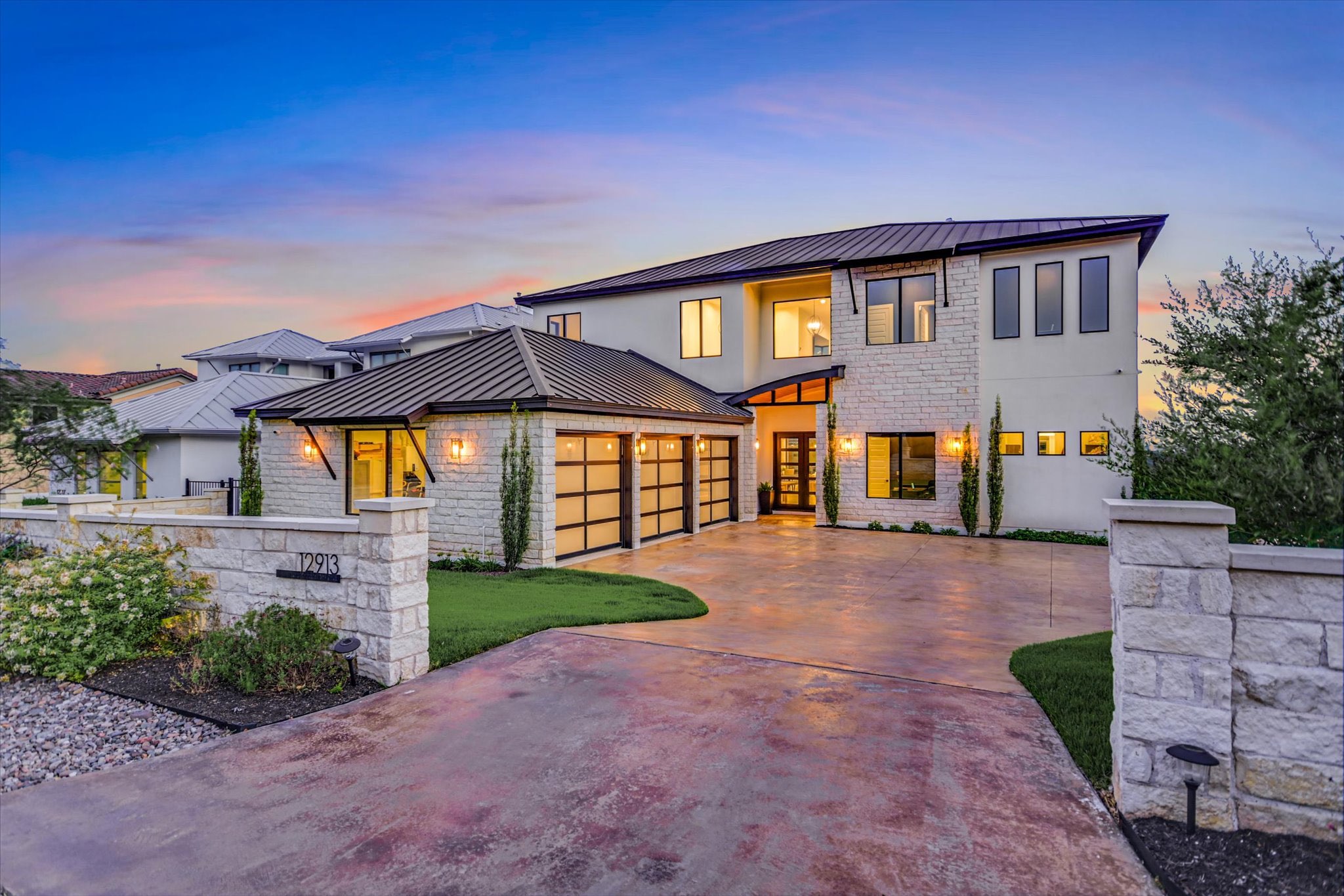 Custom Estate in Villa Montana