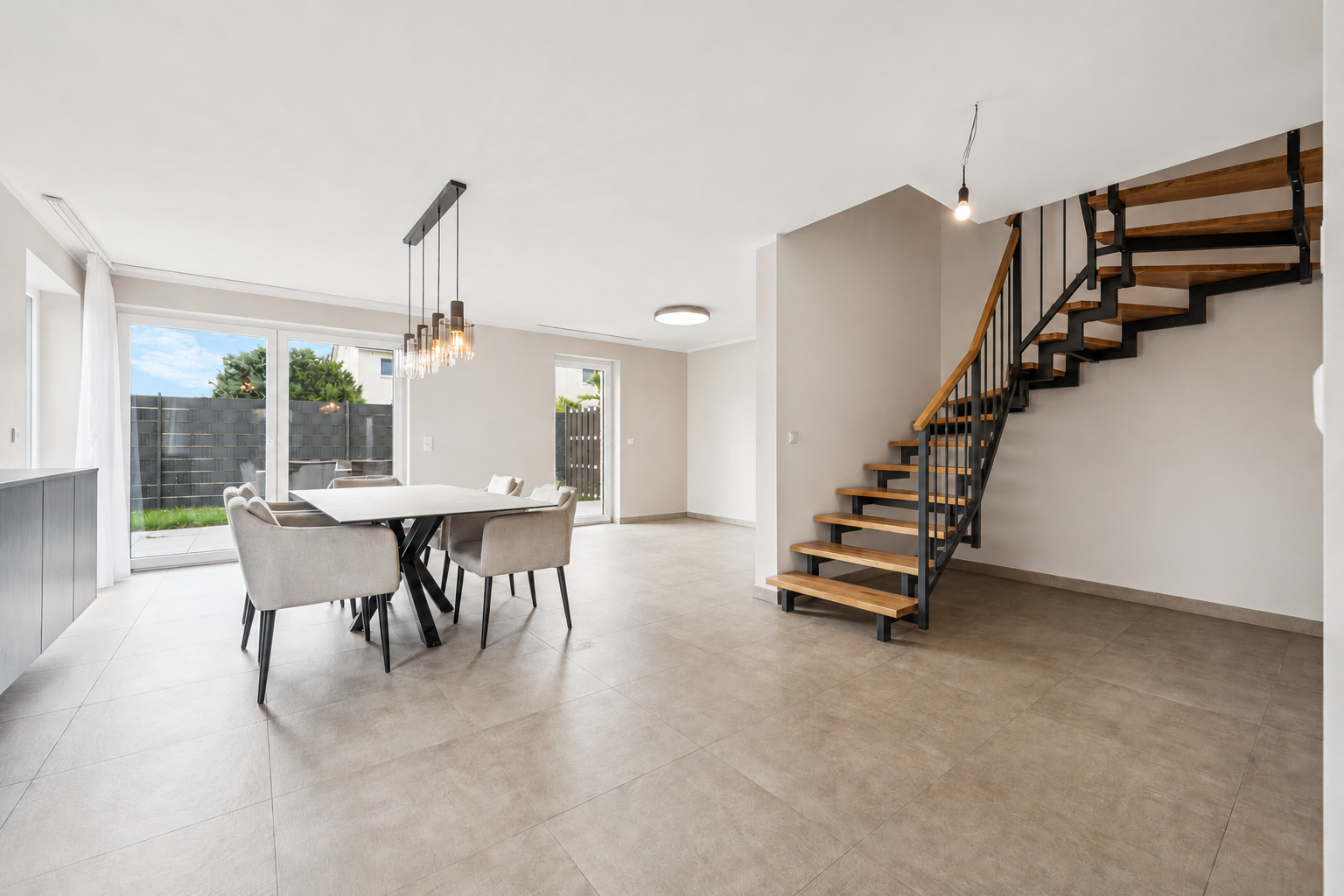 Zeitlos modern & energieeffizient – exklusives Wohnen auf ca. 160 m²
