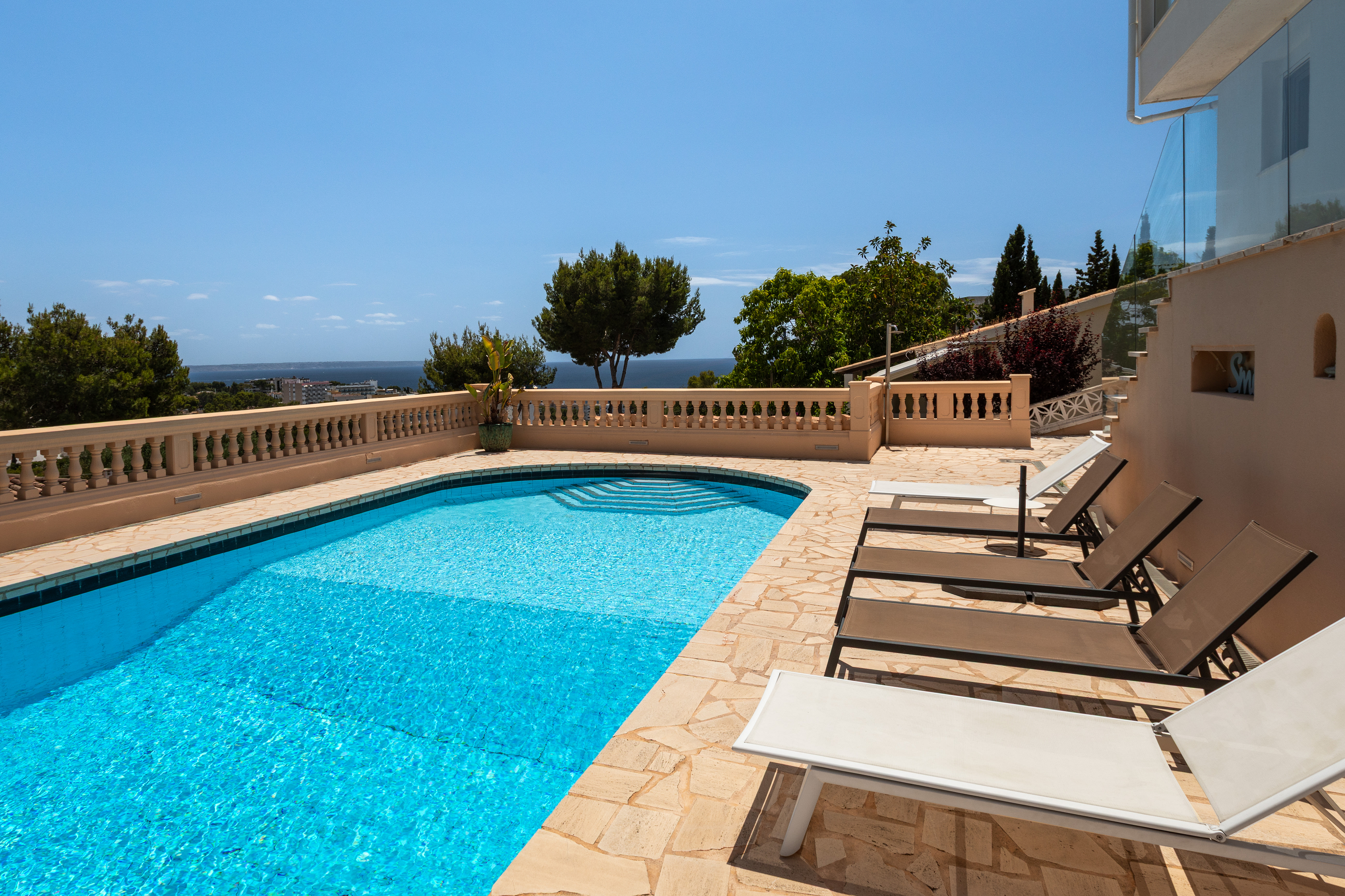 Villa mit Panoramablick aufs Meer in Costa d'en Blanes
