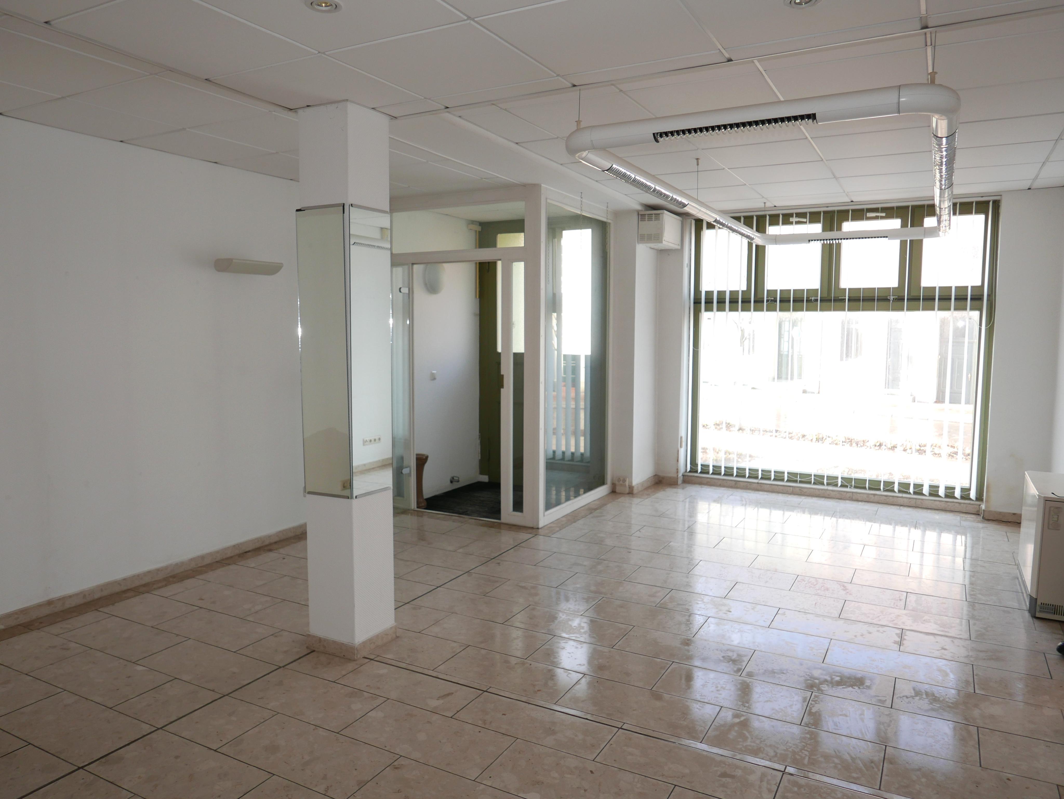 Top Lage für Wohnen und Gewerbe