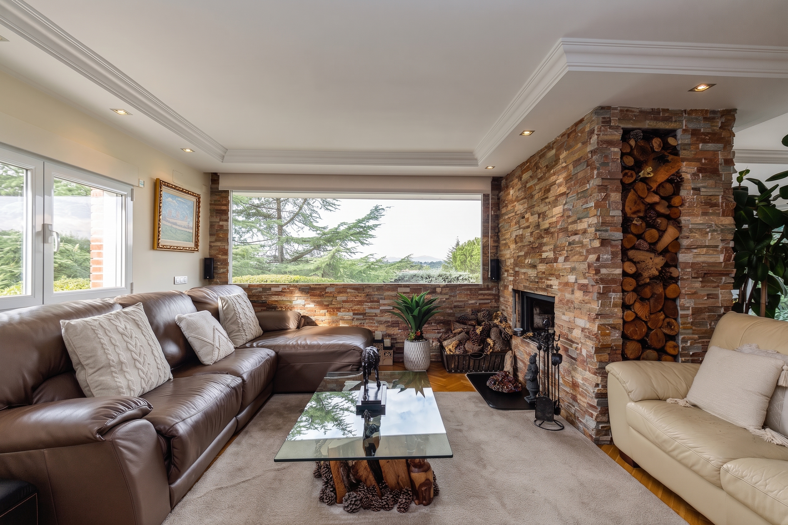 Magnificent detached home with views in Parquelagos