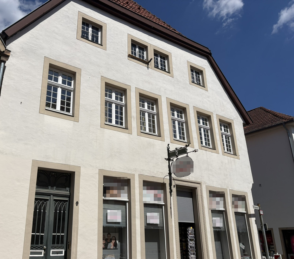 Denkmalgeschützter Giebelbau in direkter Innenstadtlage