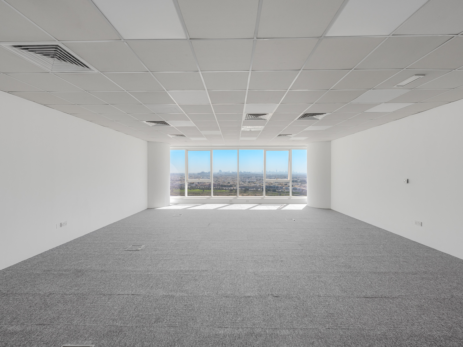 Grade A | Carpet Flooring | Race Course View