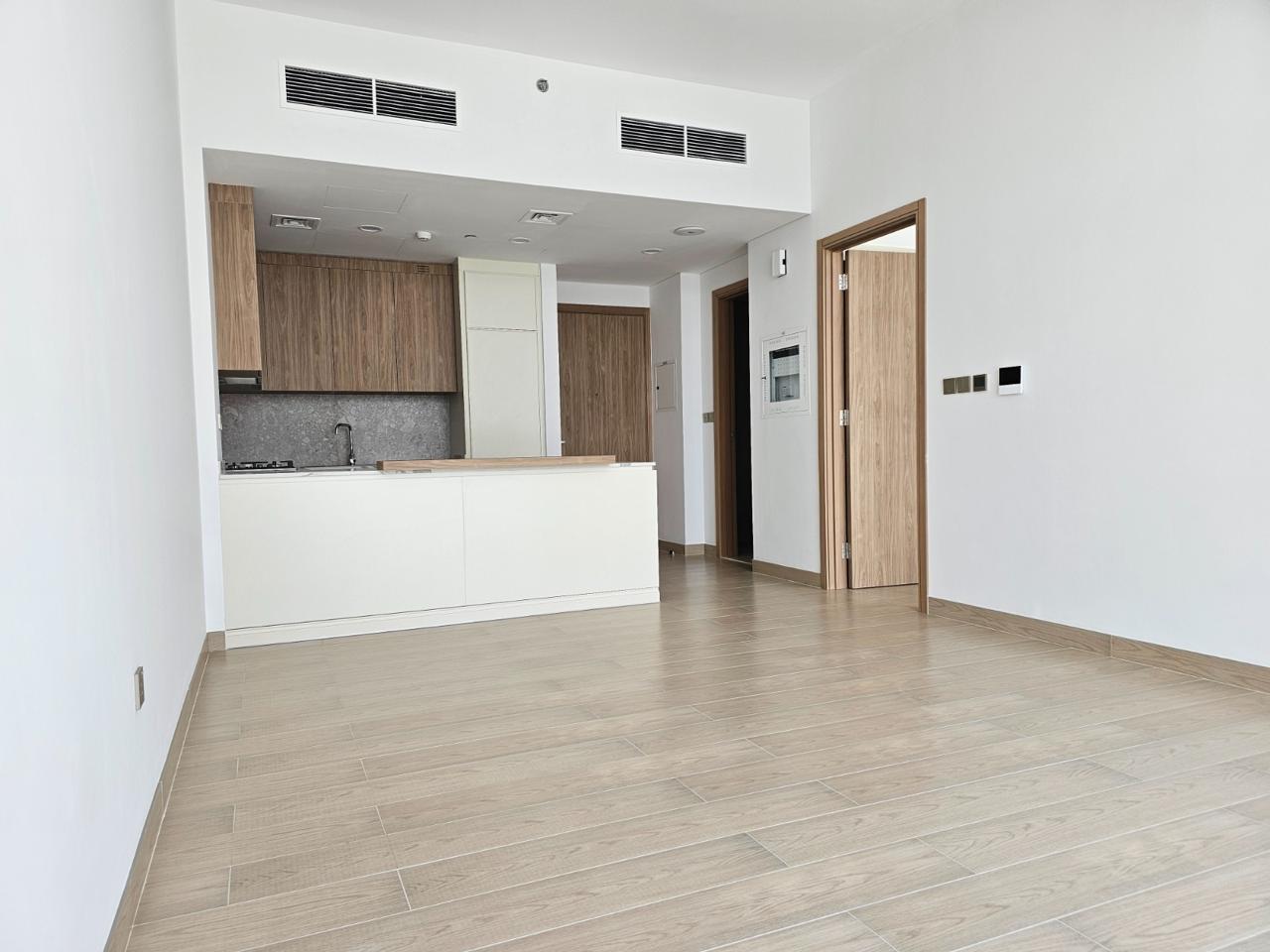 Large Terrace | Biggest Layout | Vacant