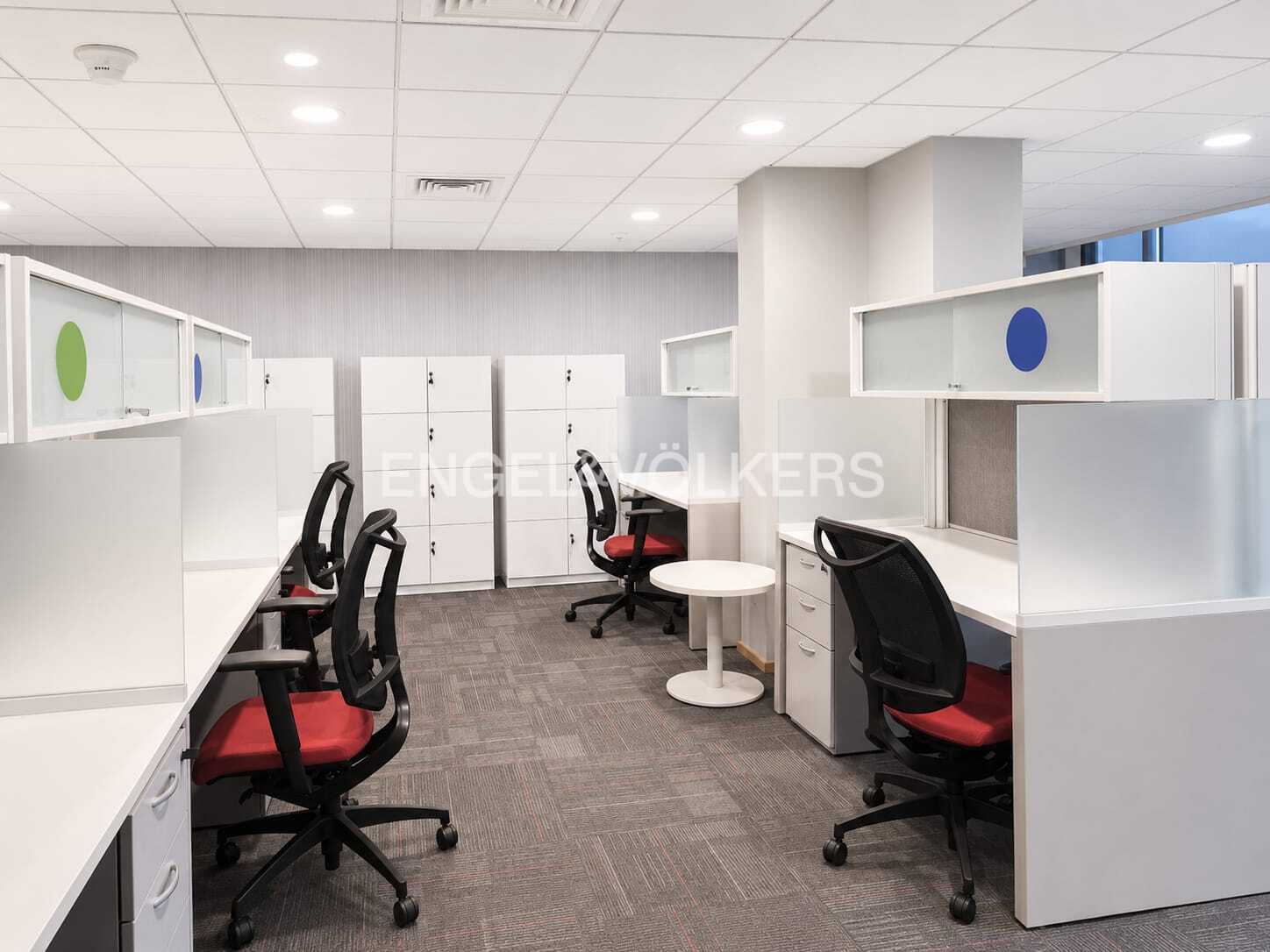 Oficina amoblada en arriendo providencia 365 m2