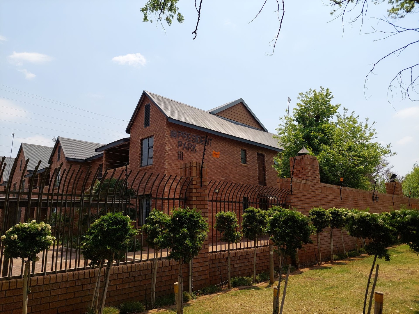 Modern apartment near NWU 1 December 2026