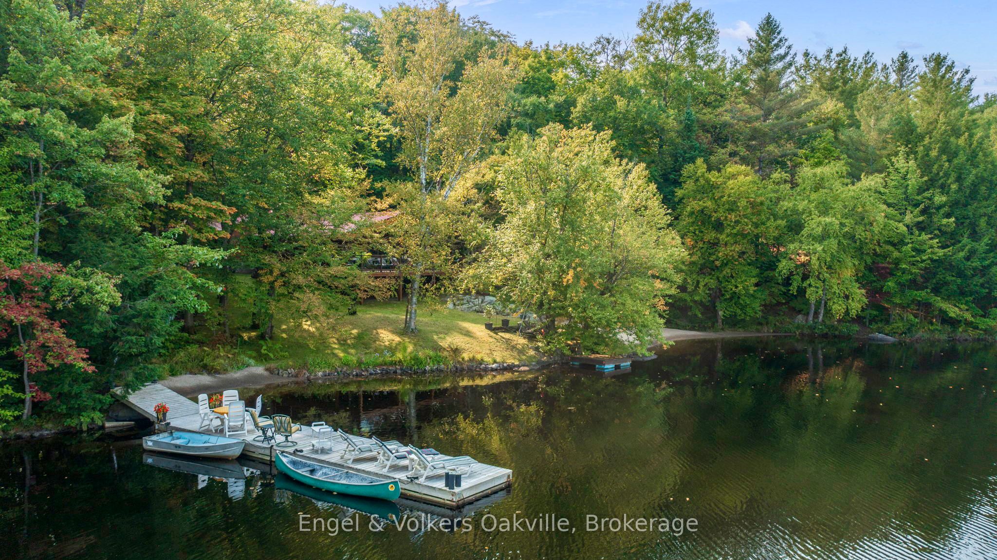 Muskoka Lakefront 0.43 Acre w/116ft & Bunkie on Lake Myers!!