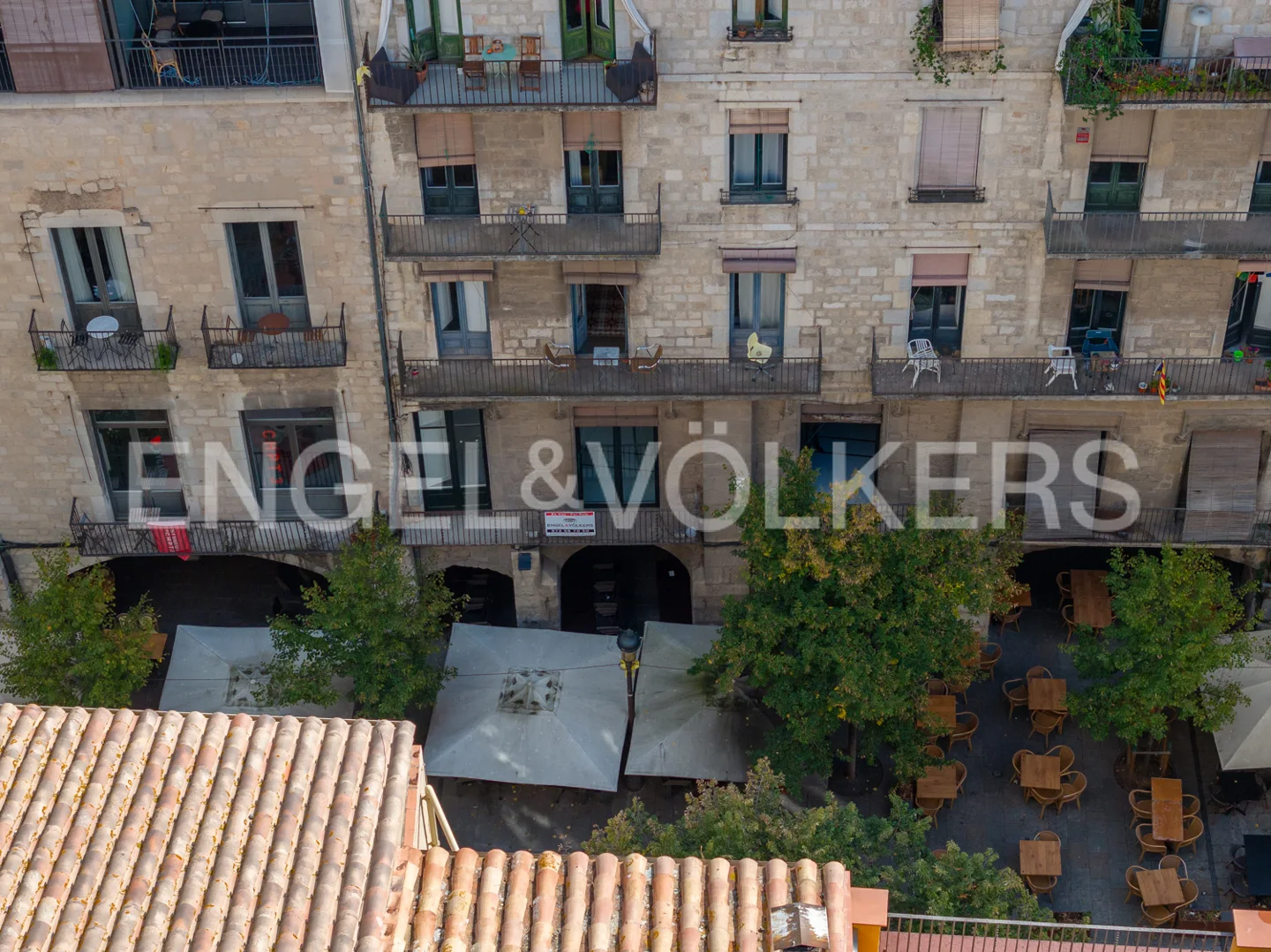 Exklusive Immobilienmöglichkeit auf der Rambla in Girona