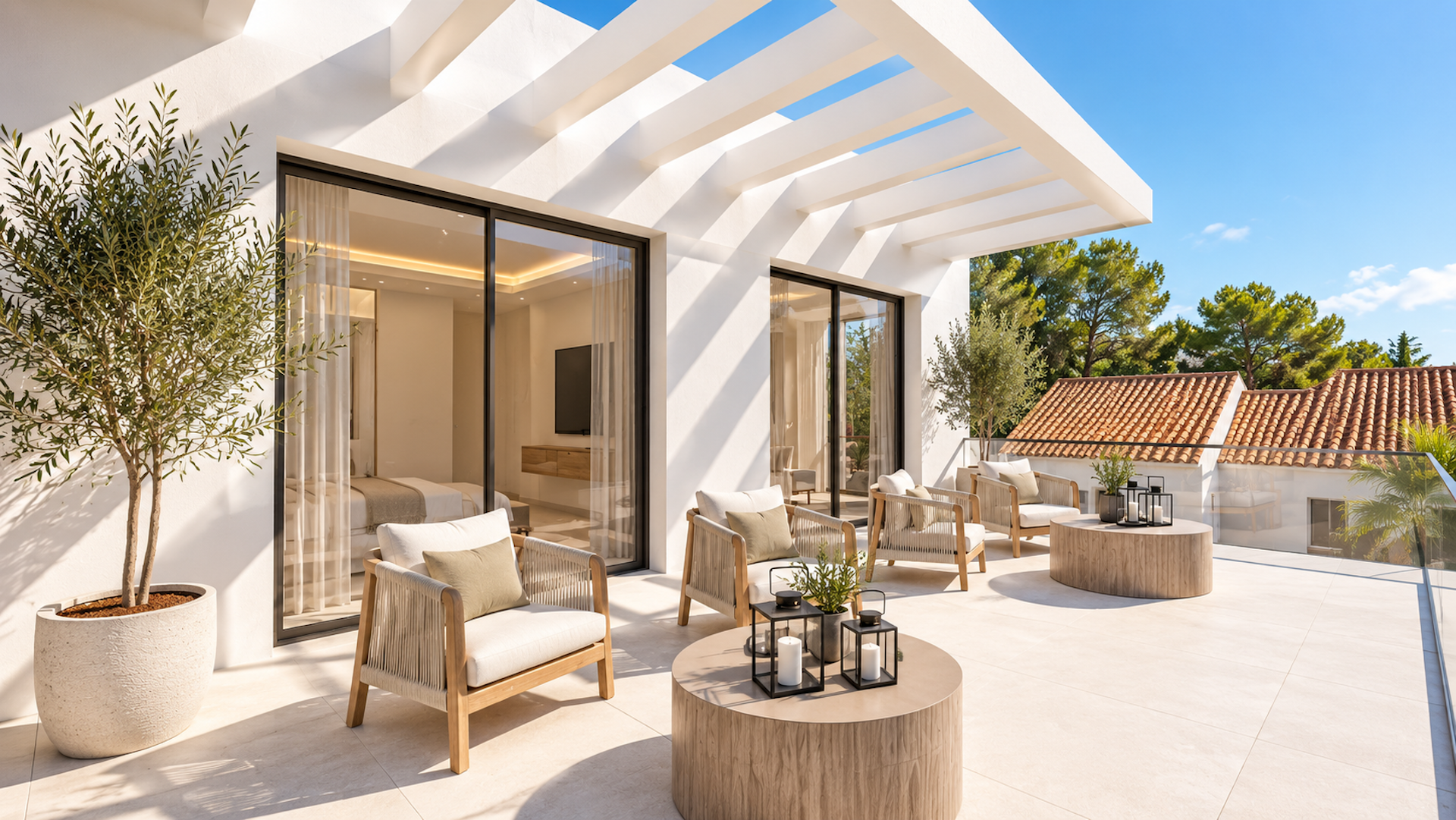 Villa Under Construction · 400 m from the Beach · Marbella East