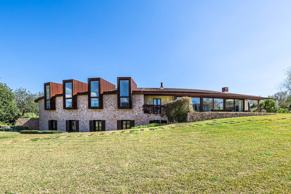 Unique and modern property with open Tramuntana views