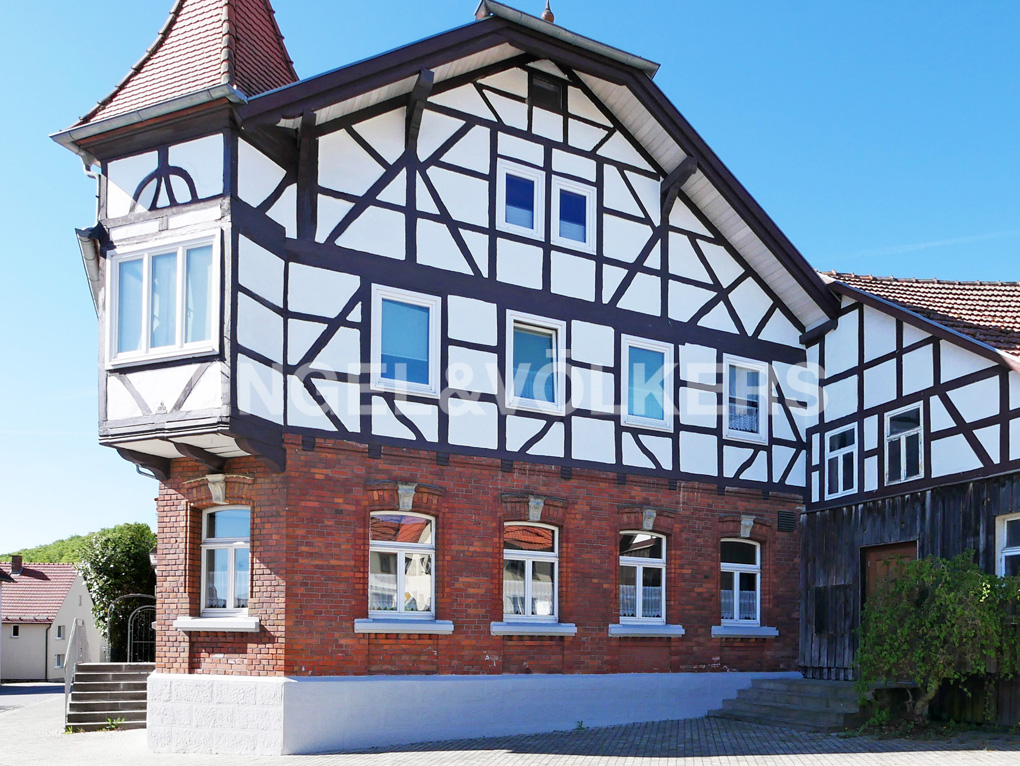 Historic gem in the Rhön: living, dining and business in one unique property
