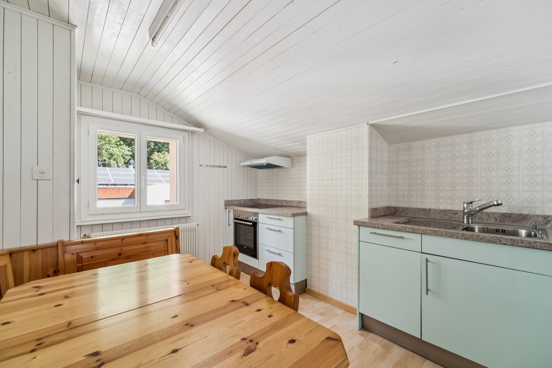 Charming top floor apartment in St. Niklaus
