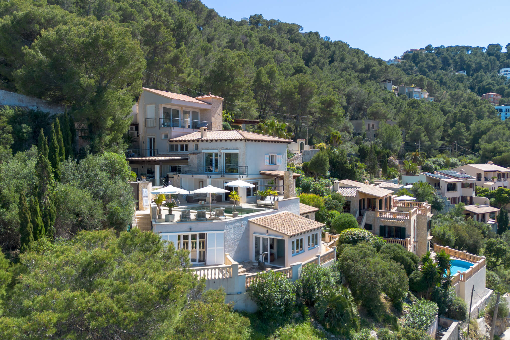 Exclusive, high-end renovated villa with unrivaled living comfort and stunning sea and mountain views