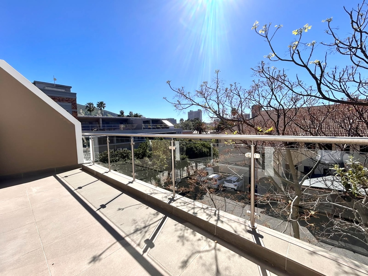 2 Bedroom Duplex In City Bowl