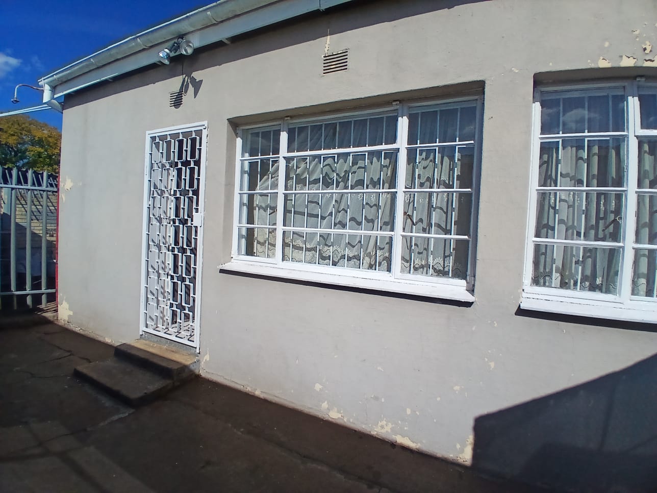 One-Bedroom Apartment to Rent (Unit 1)