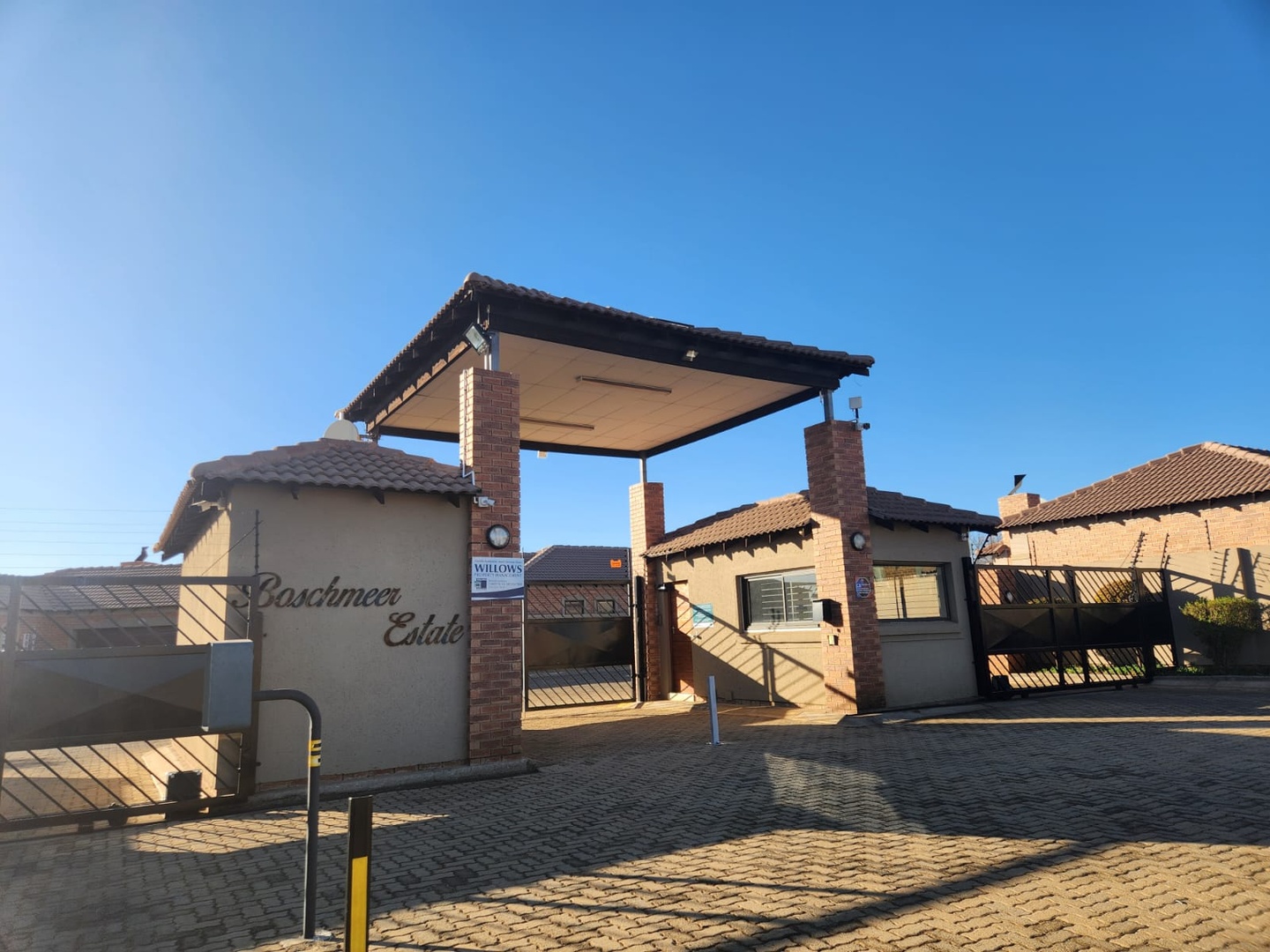 3 Bedroom house to rent in Security Complex
