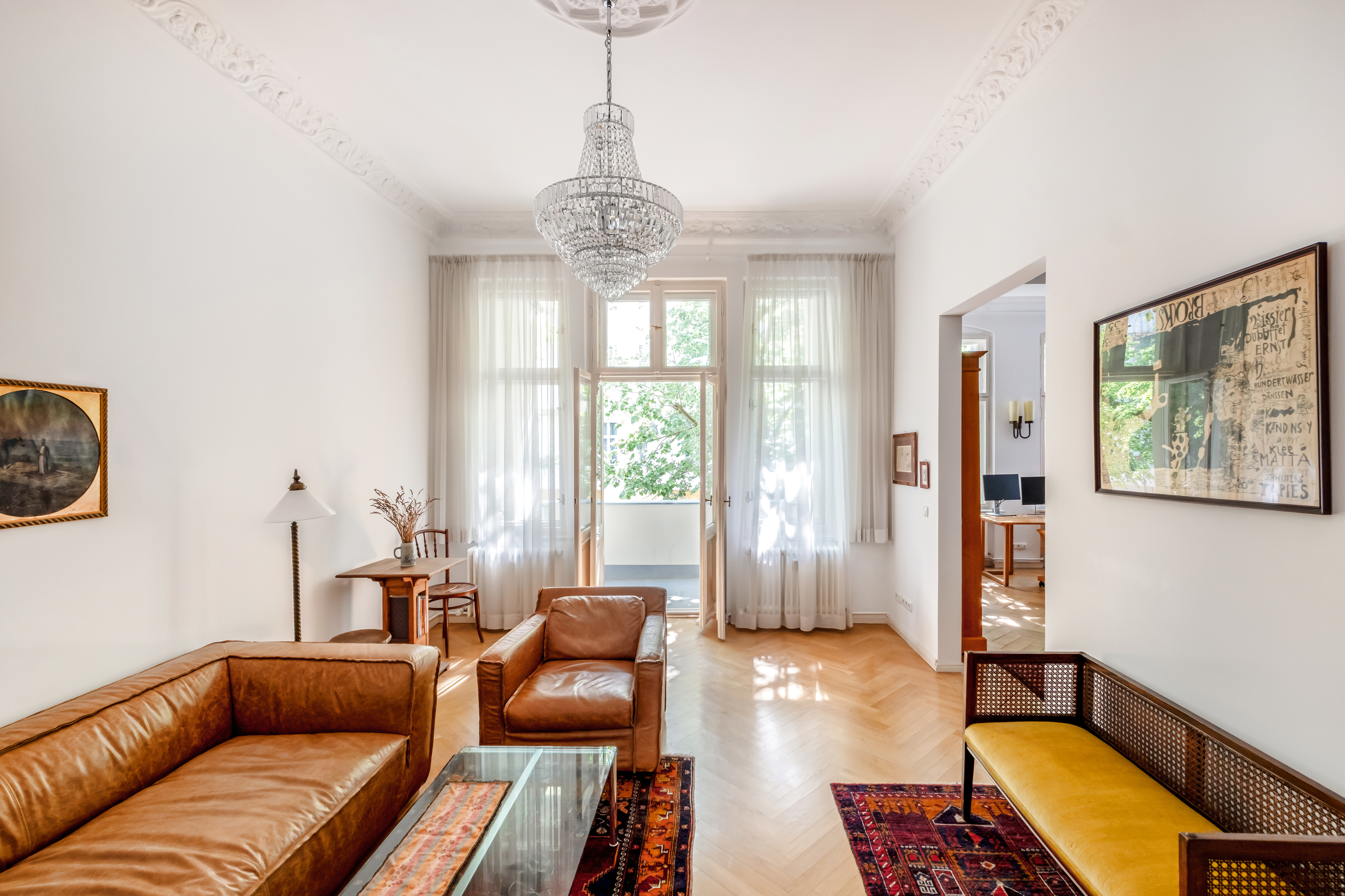High-quality 3-room period apartment in the charming Akazienkiez in Schöneberg