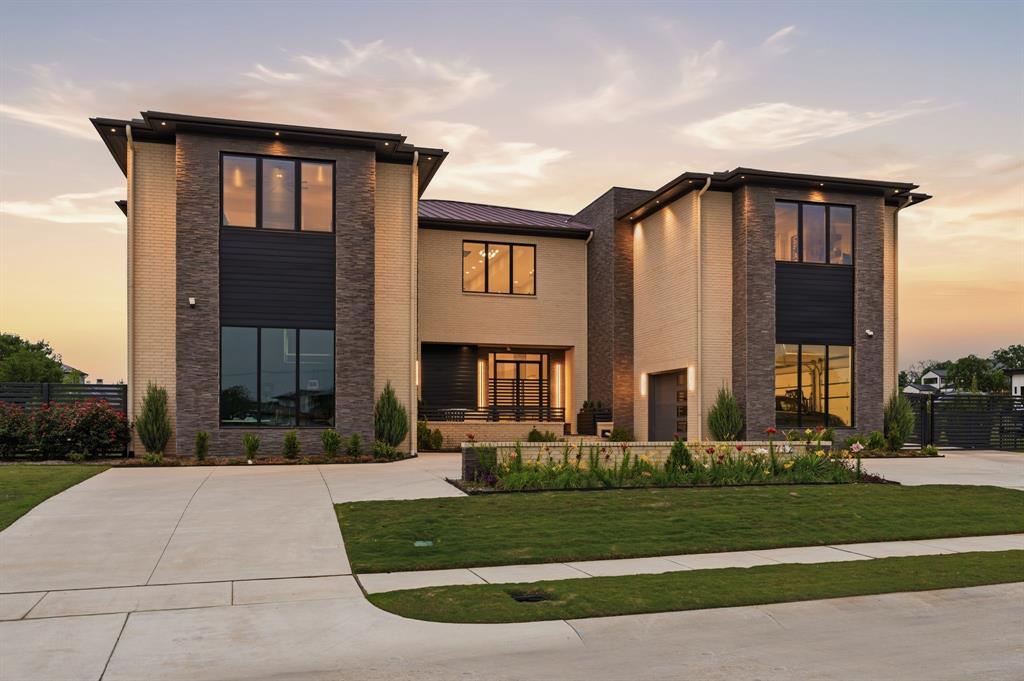 Exceptional Calais Modern Contemporary Custom Estate