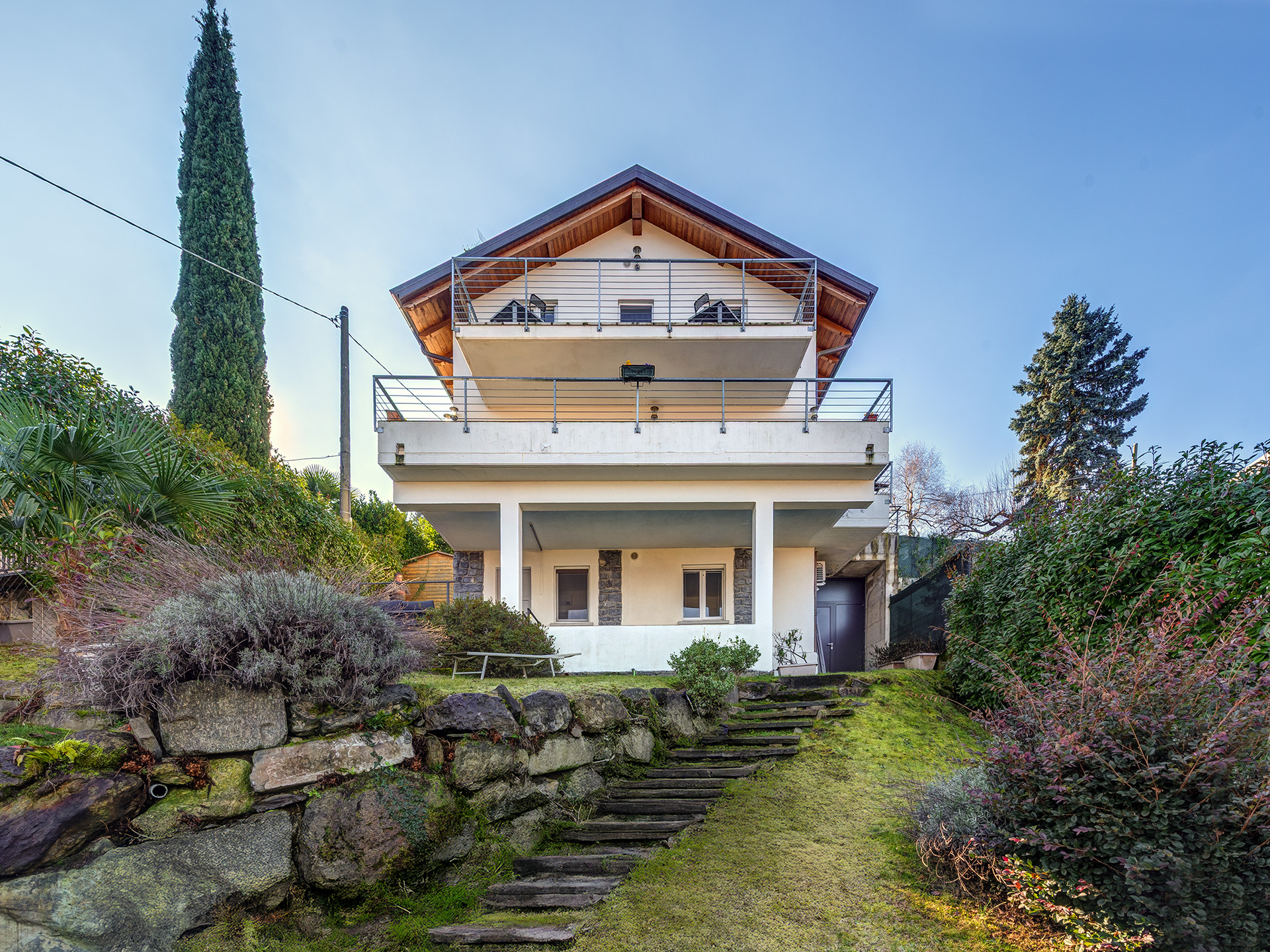 Villa with splendid views of Bellagio and Lake Como