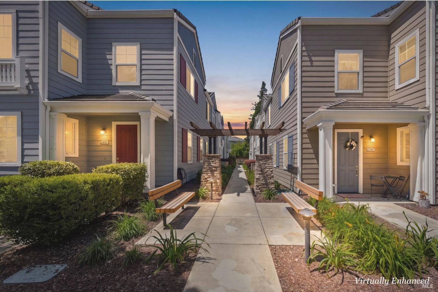 Stunning Chesapeake Village Condo