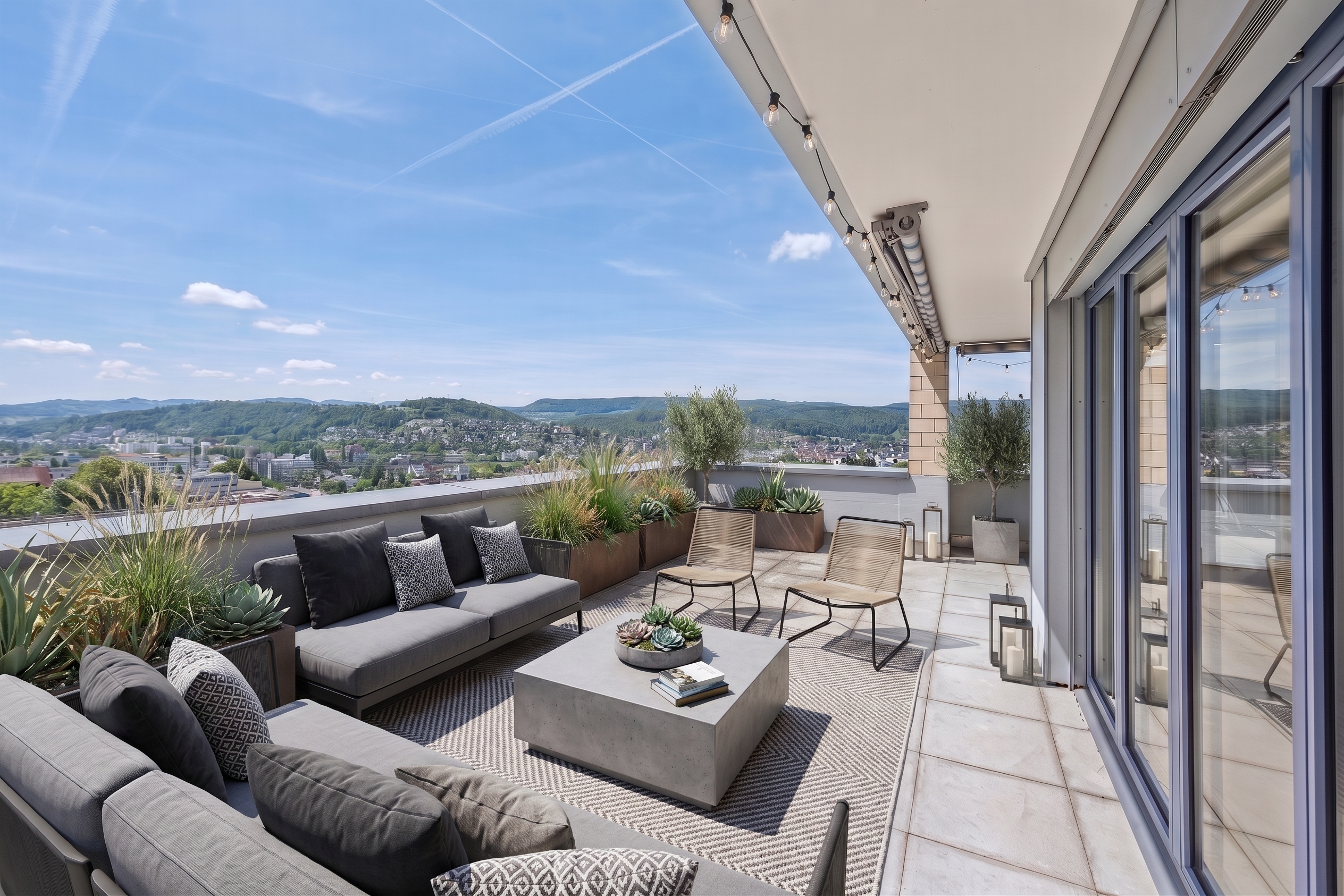 Sonnige Terrassenwohnung mit Panoramablick [KI-modifiziert]